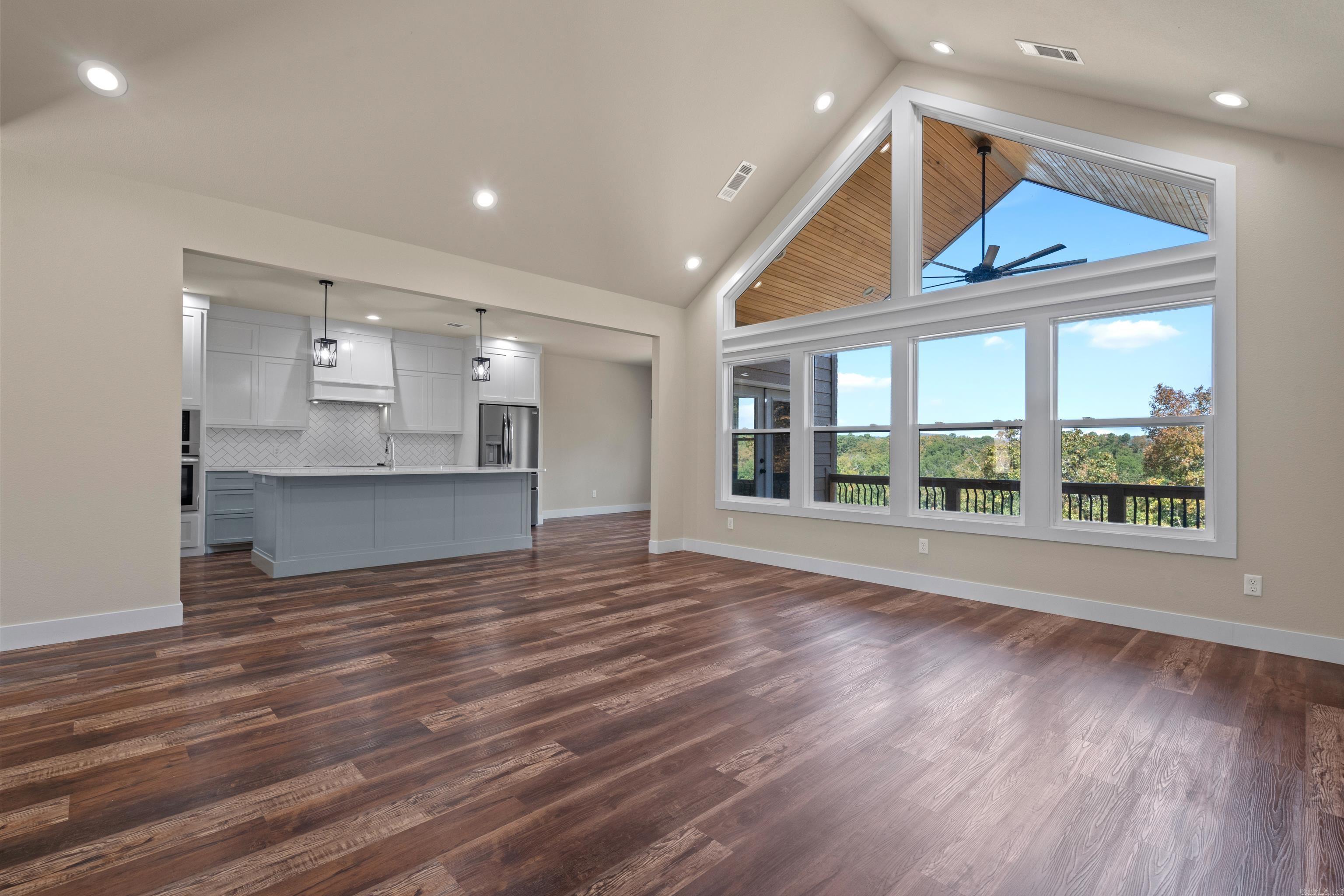 High Meadows Loop - Residential