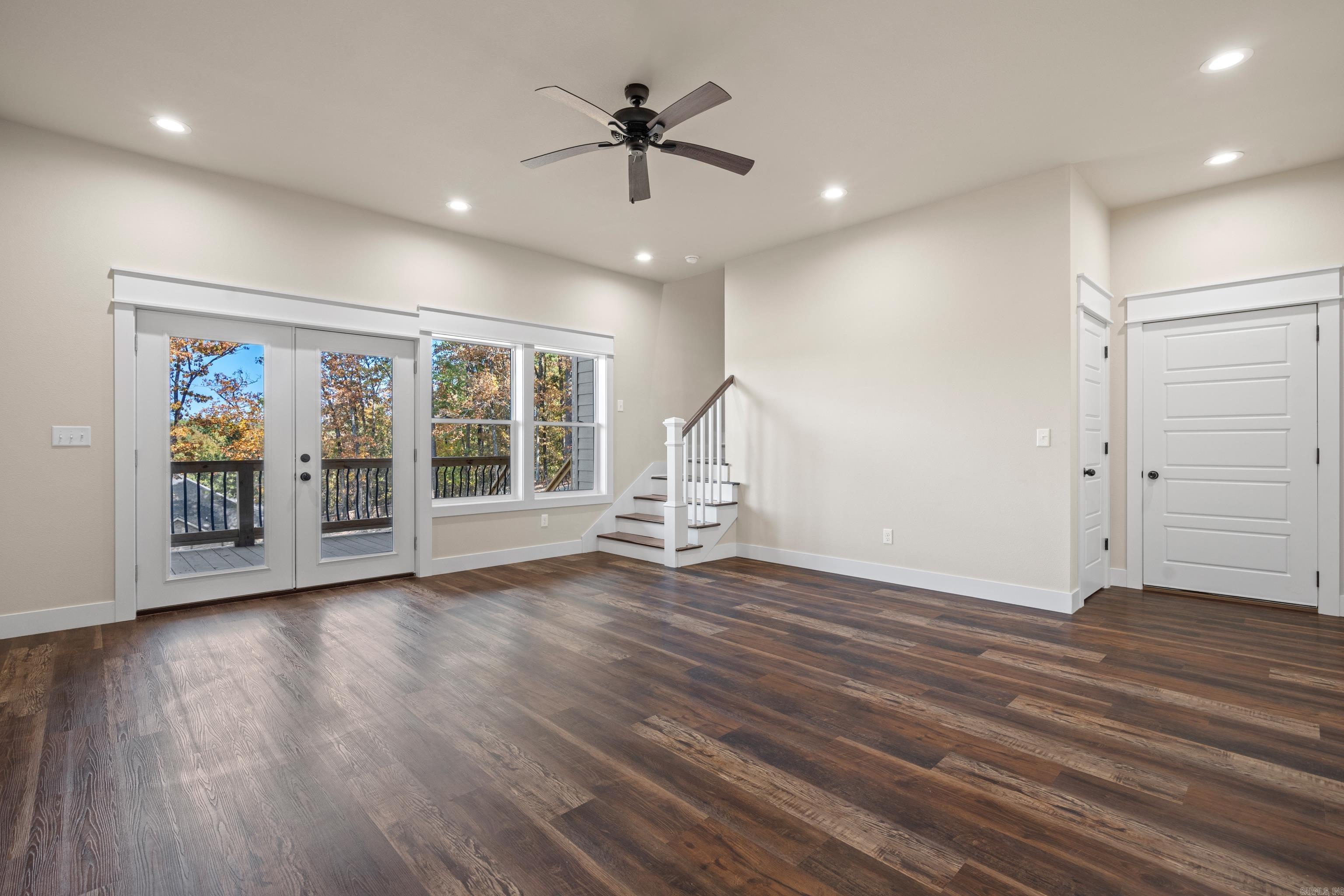 High Meadows Loop - Residential
