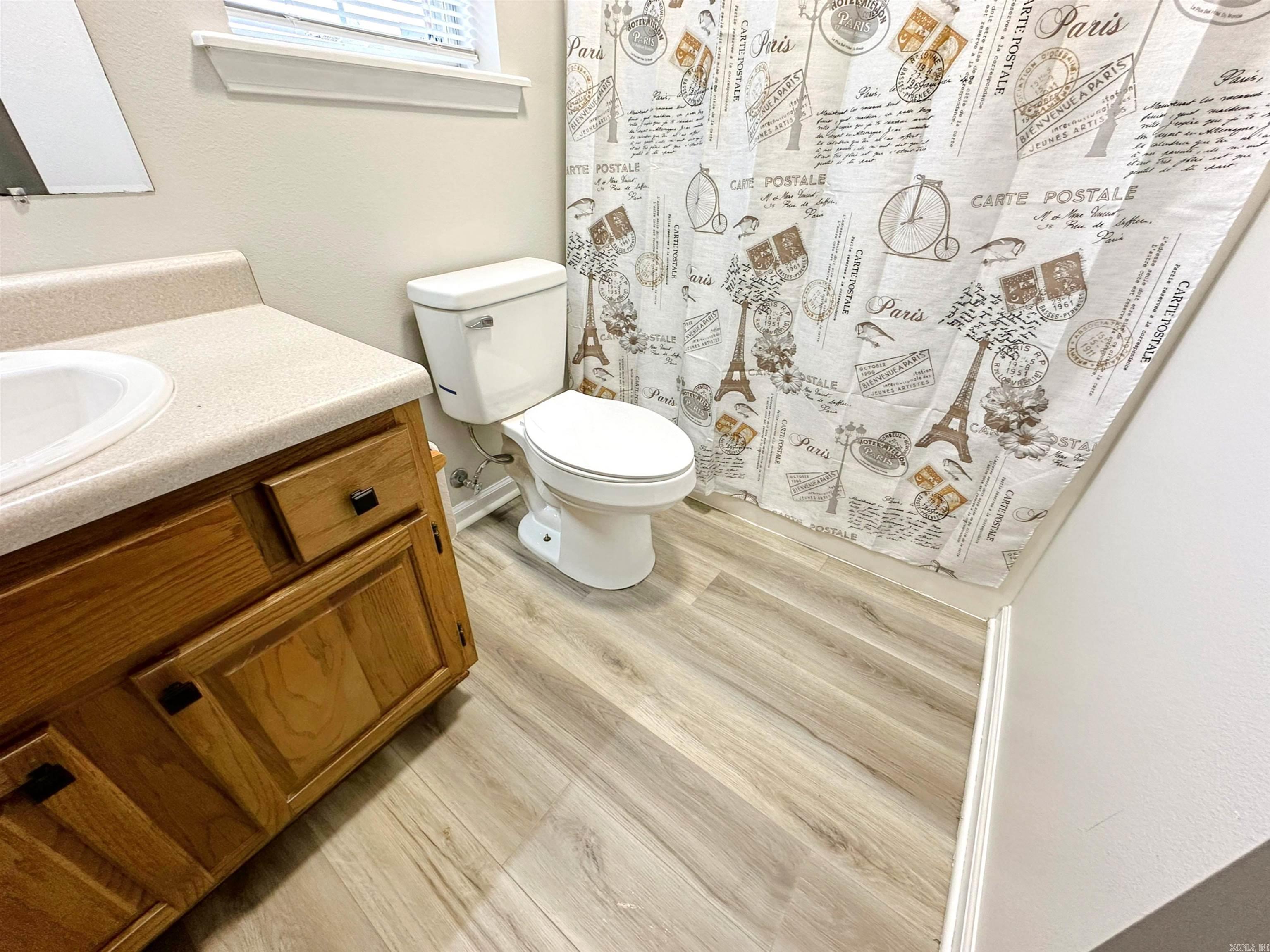 FIELDS FARM - Residential