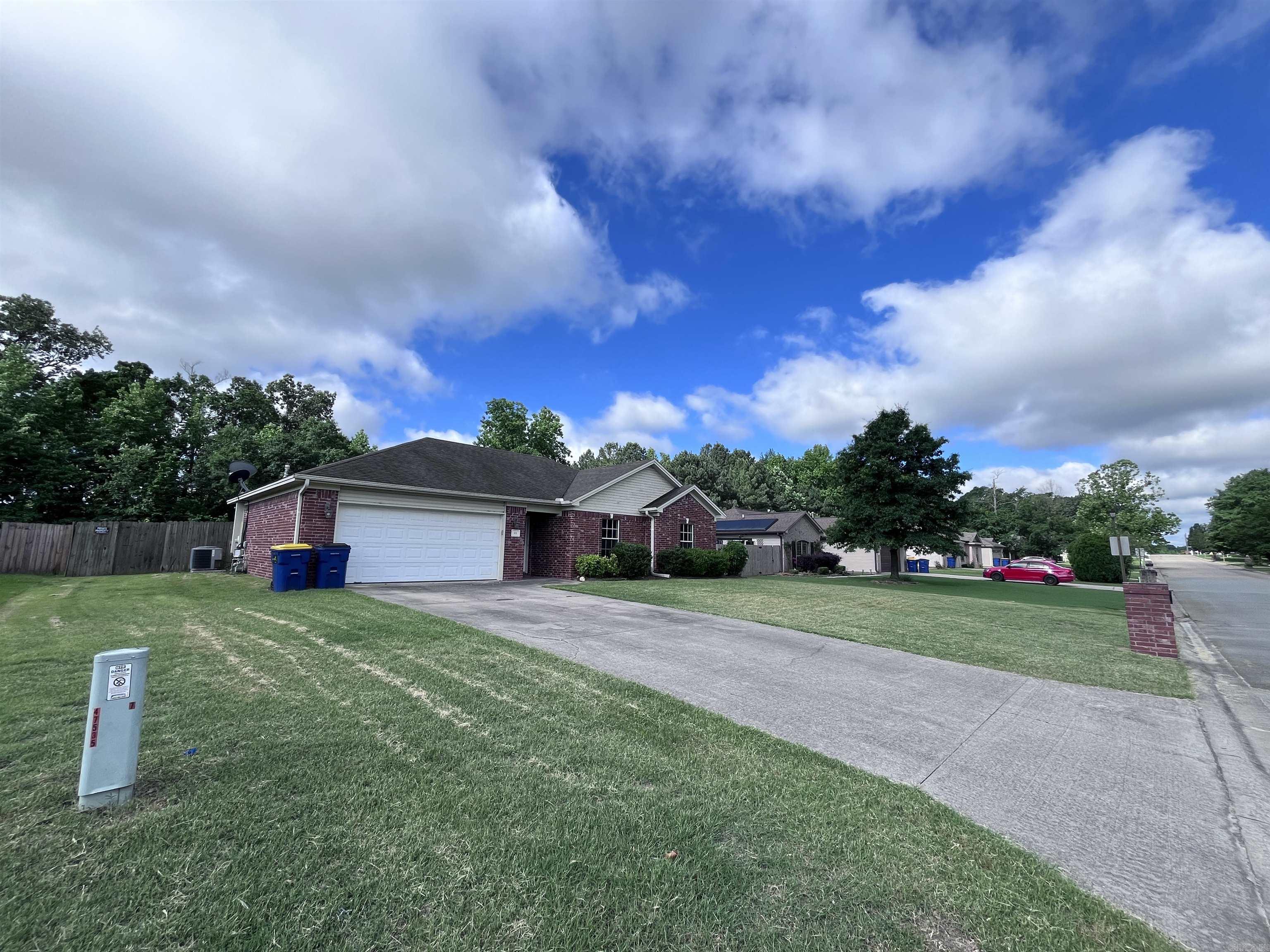 Robinwood - Residential Lease