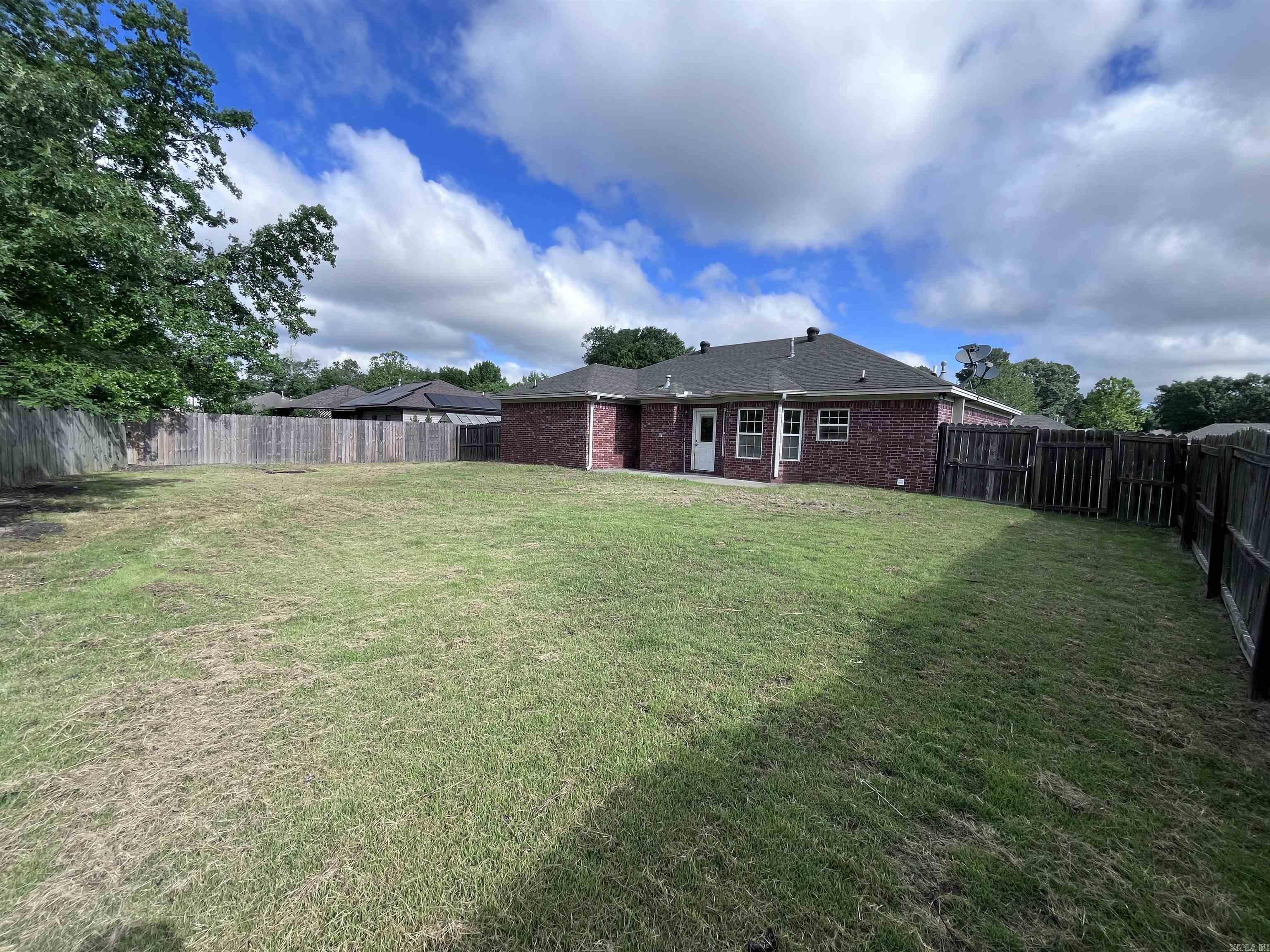 Robinwood - Residential Lease