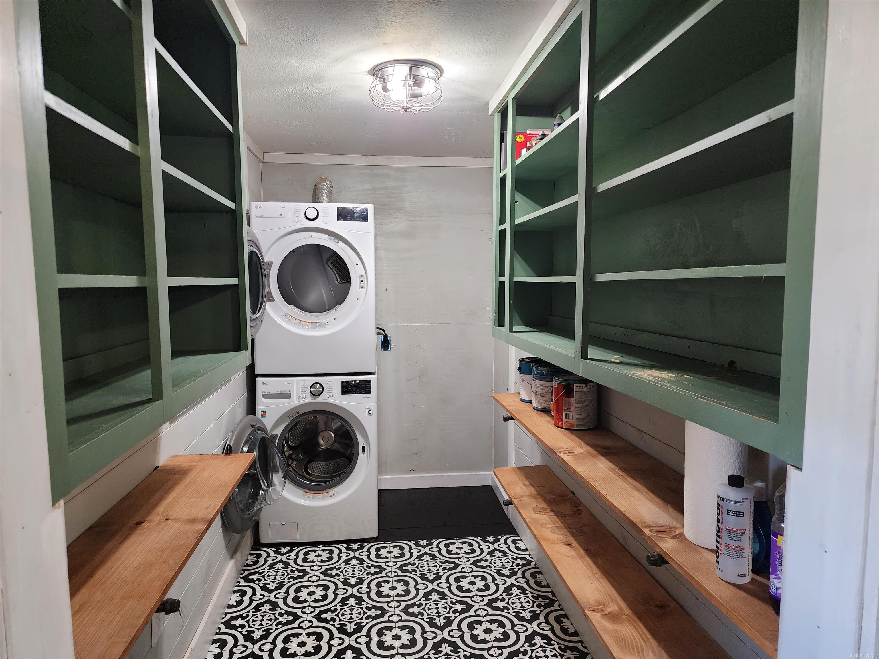 Tumbling Shoals - Residential