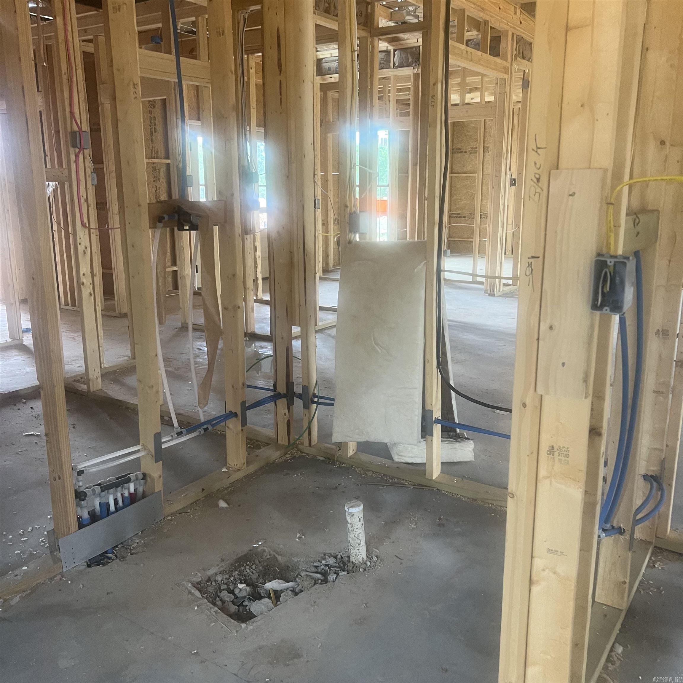 COUNTRY CLUB OF ARK THE - Residential