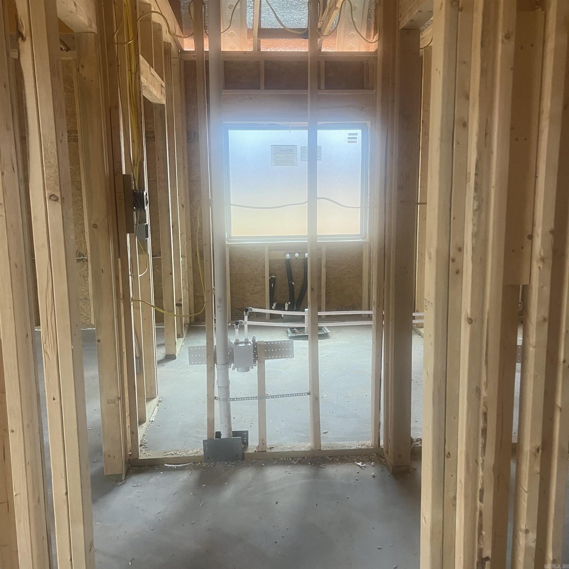 COUNTRY CLUB OF ARK THE - Residential