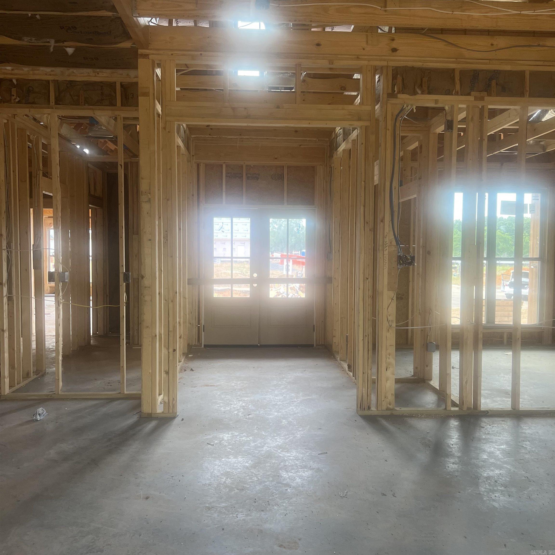 COUNTRY CLUB OF ARK THE - Residential