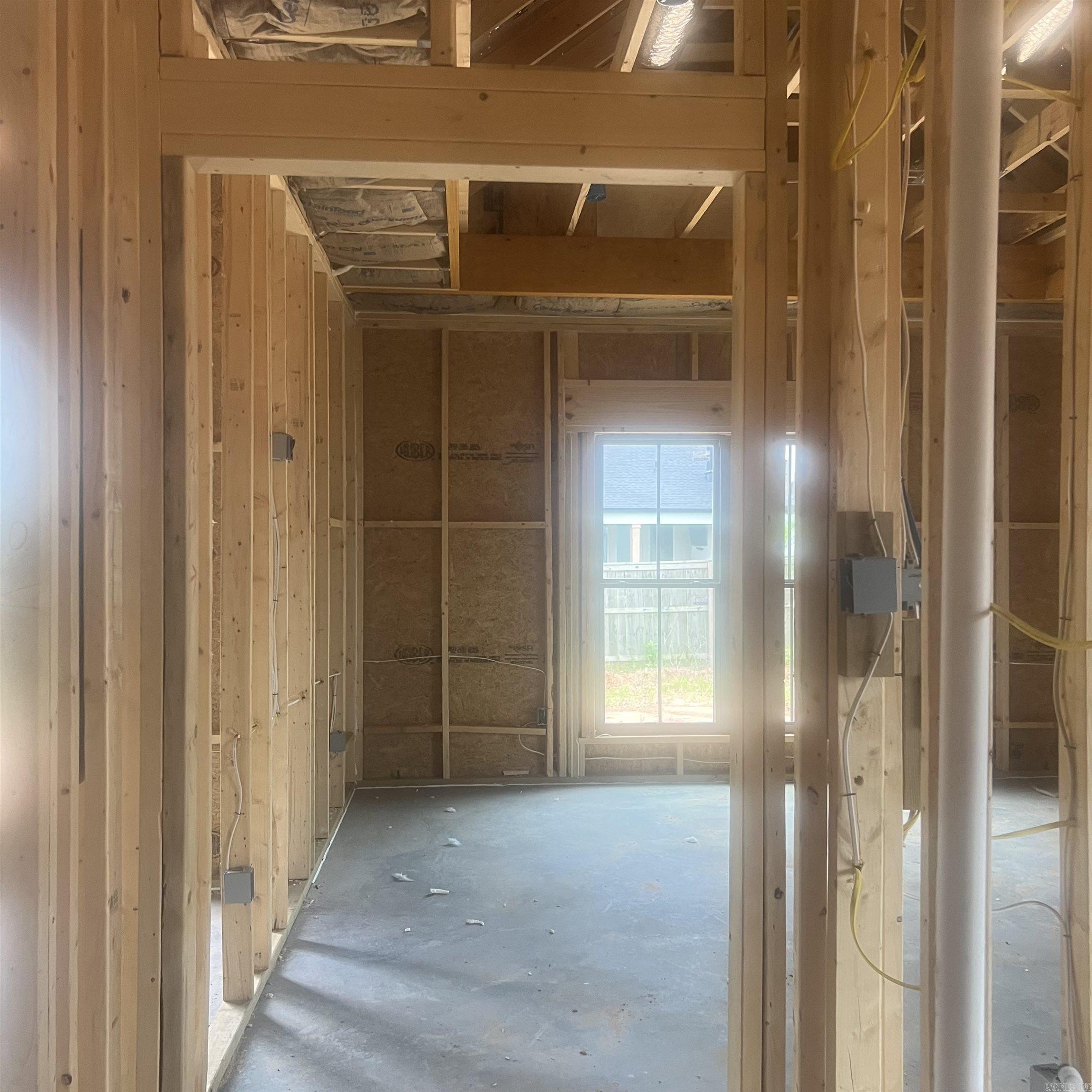 COUNTRY CLUB OF ARK THE - Residential