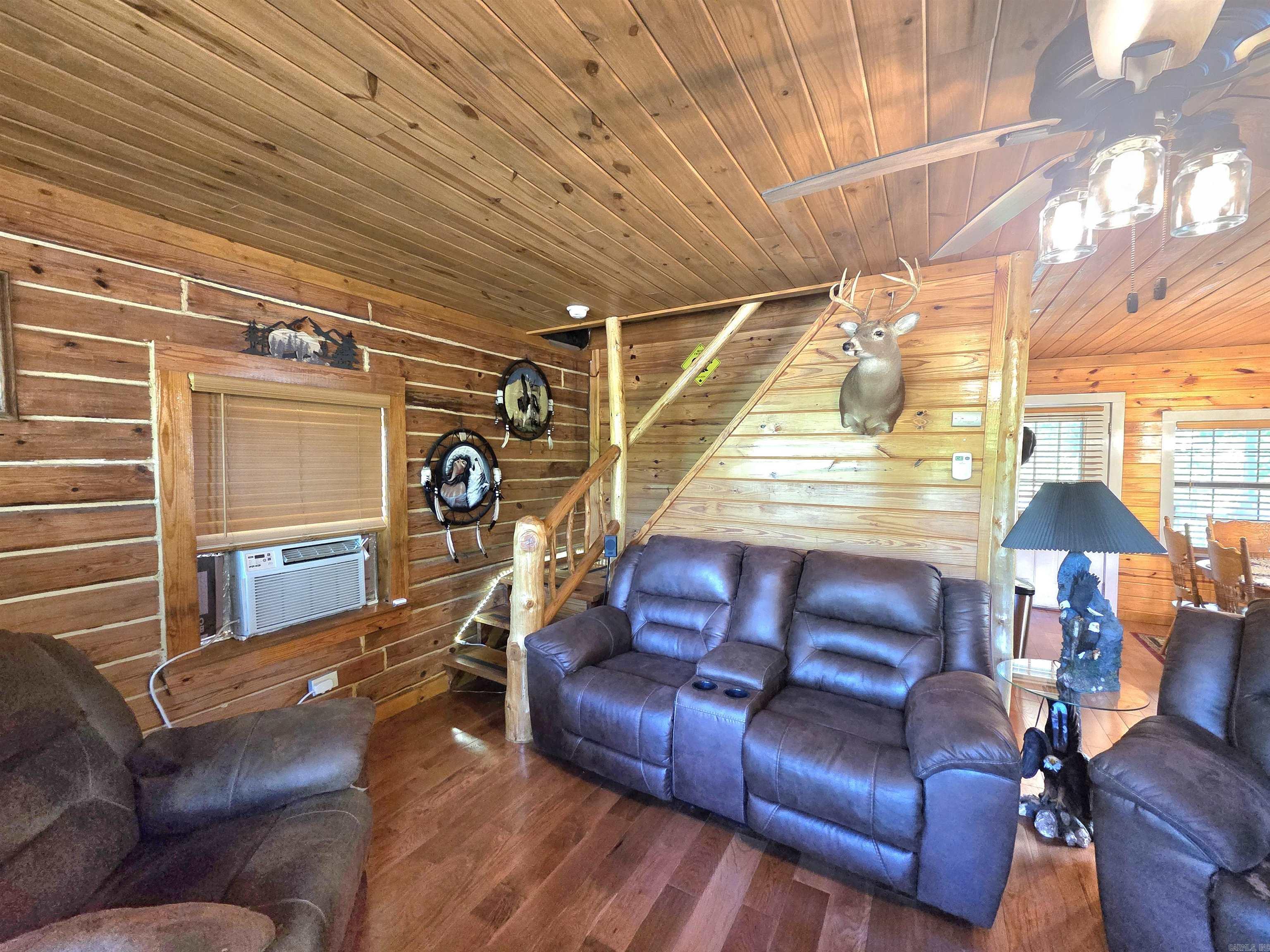 BLACK BEAR BLUFF - Residential