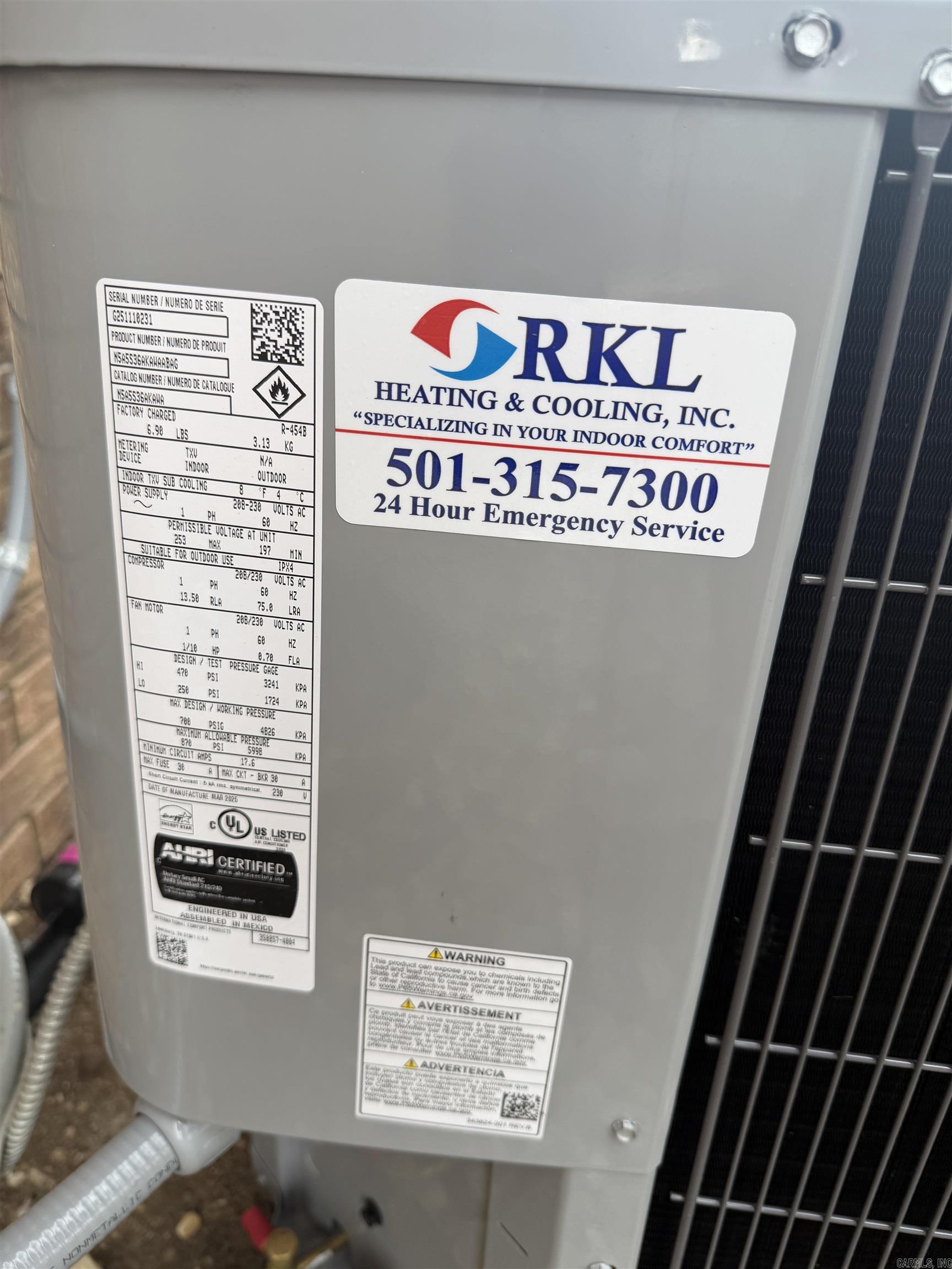 ROLLING HILLS - Residential