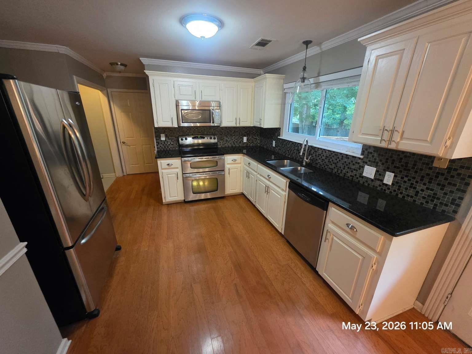 EAGLE POINT - Residential