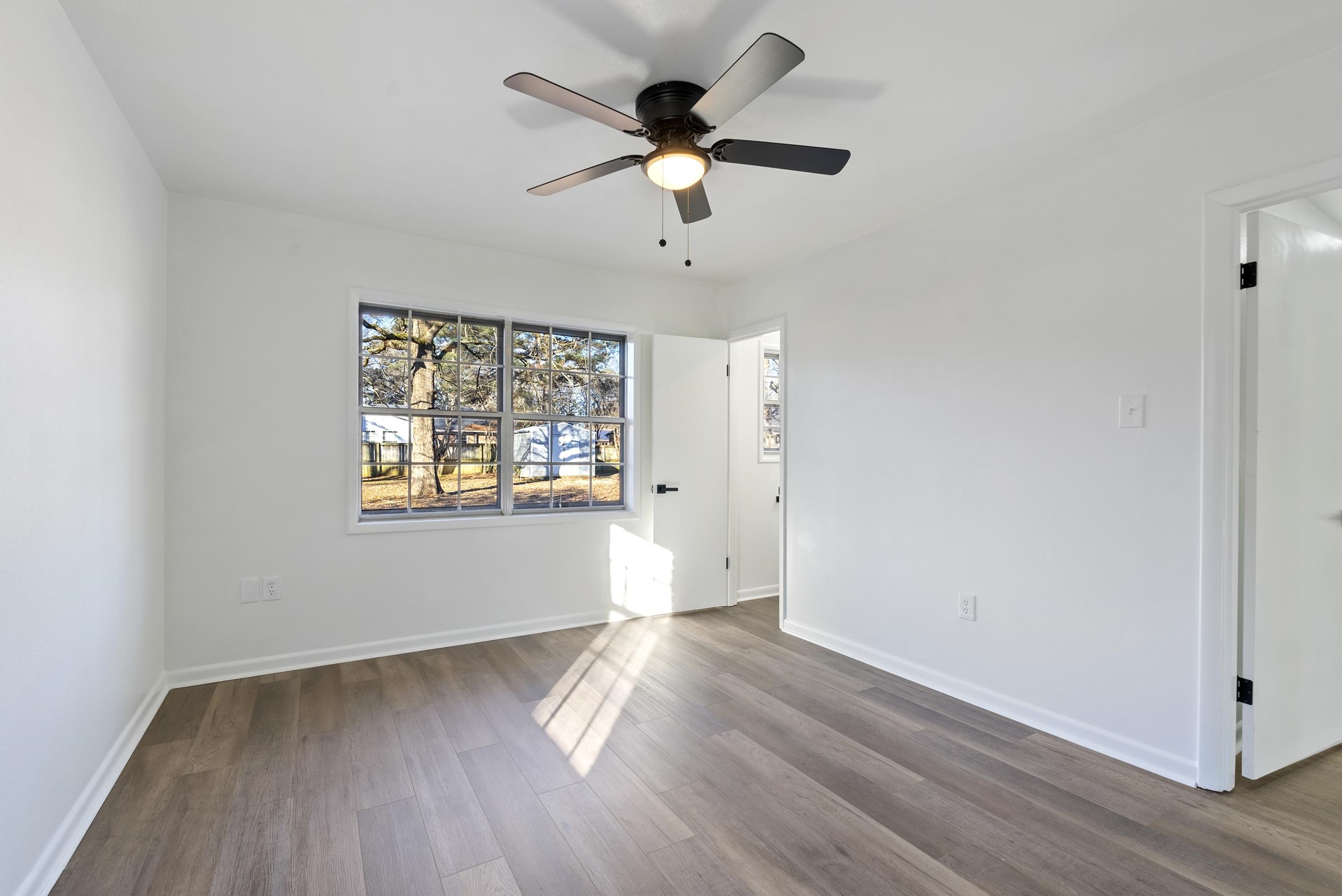 OAK FORREST - Residential