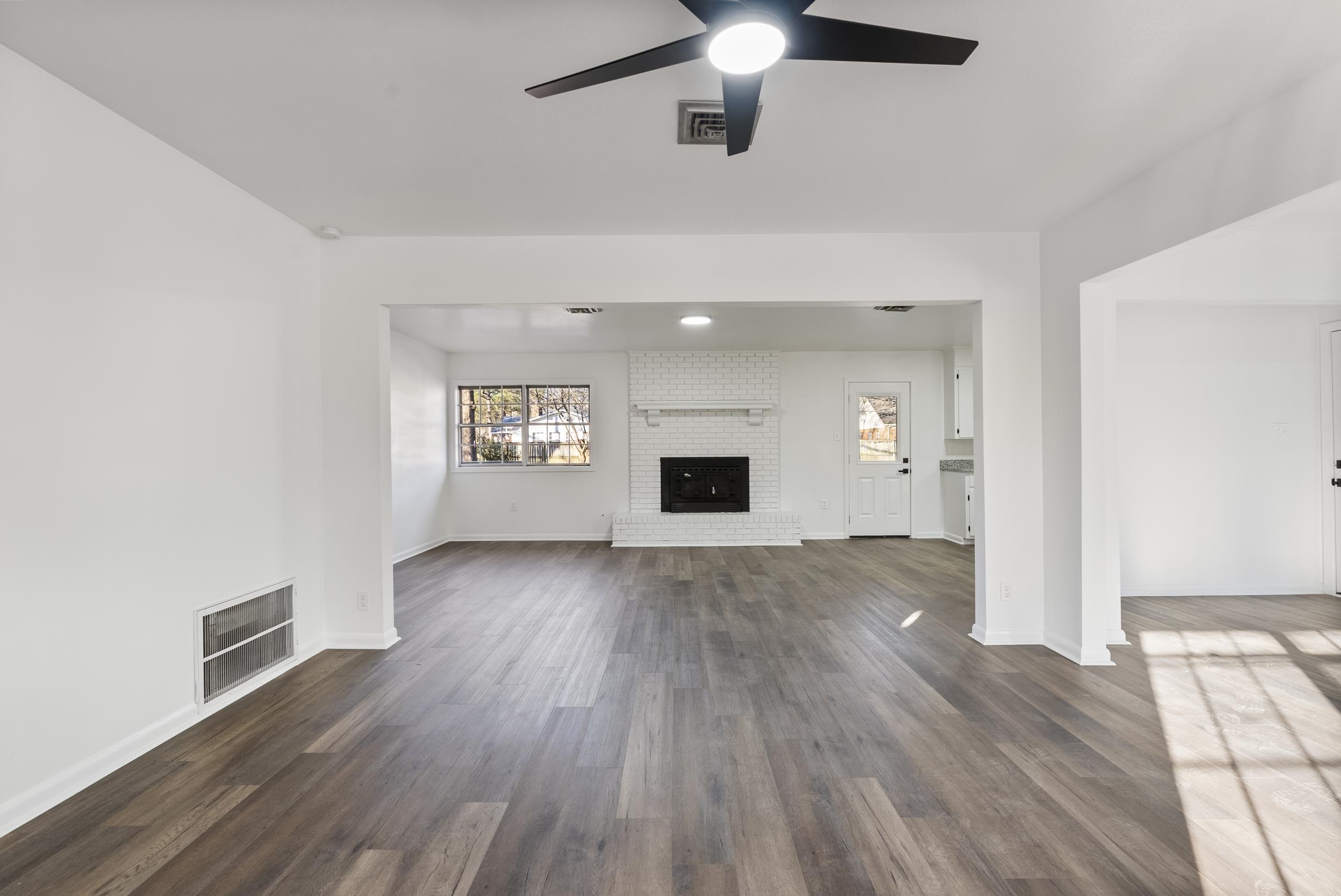 OAK FORREST - Residential