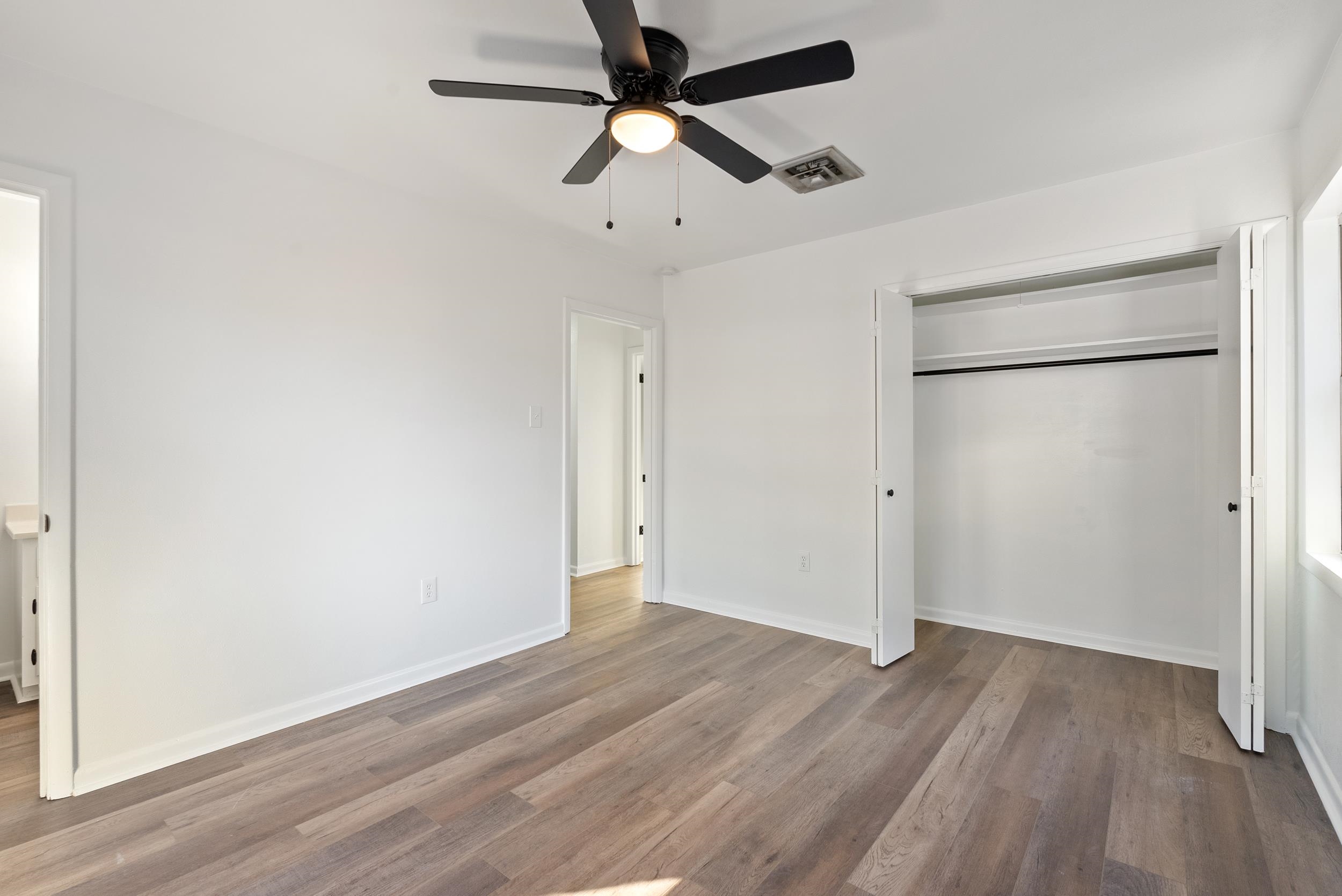 OAK FORREST - Residential