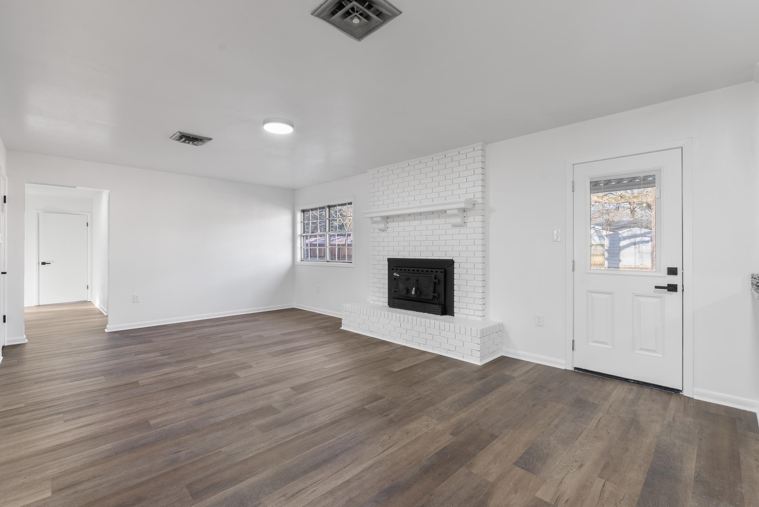 OAK FORREST - Residential