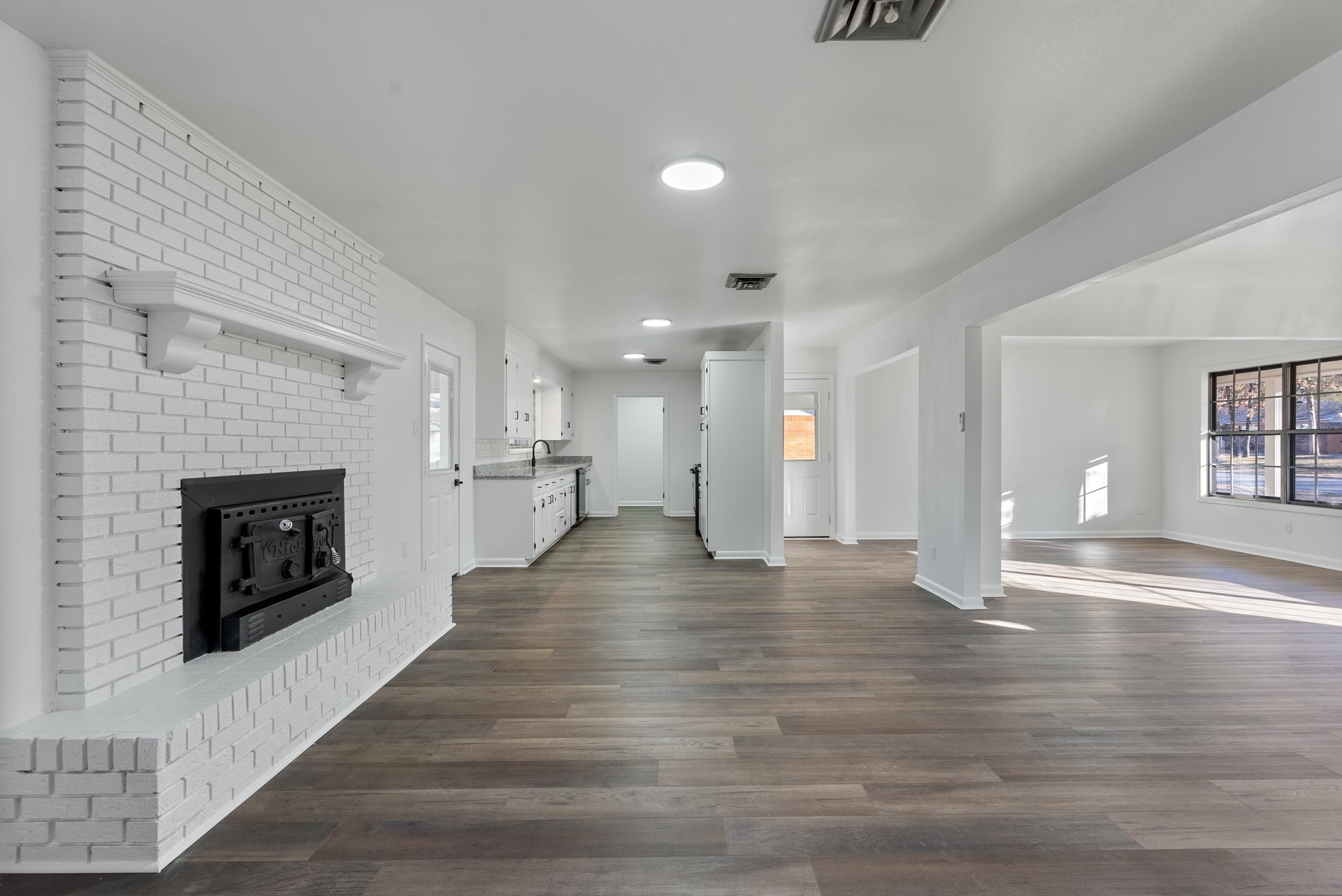 OAK FORREST - Residential