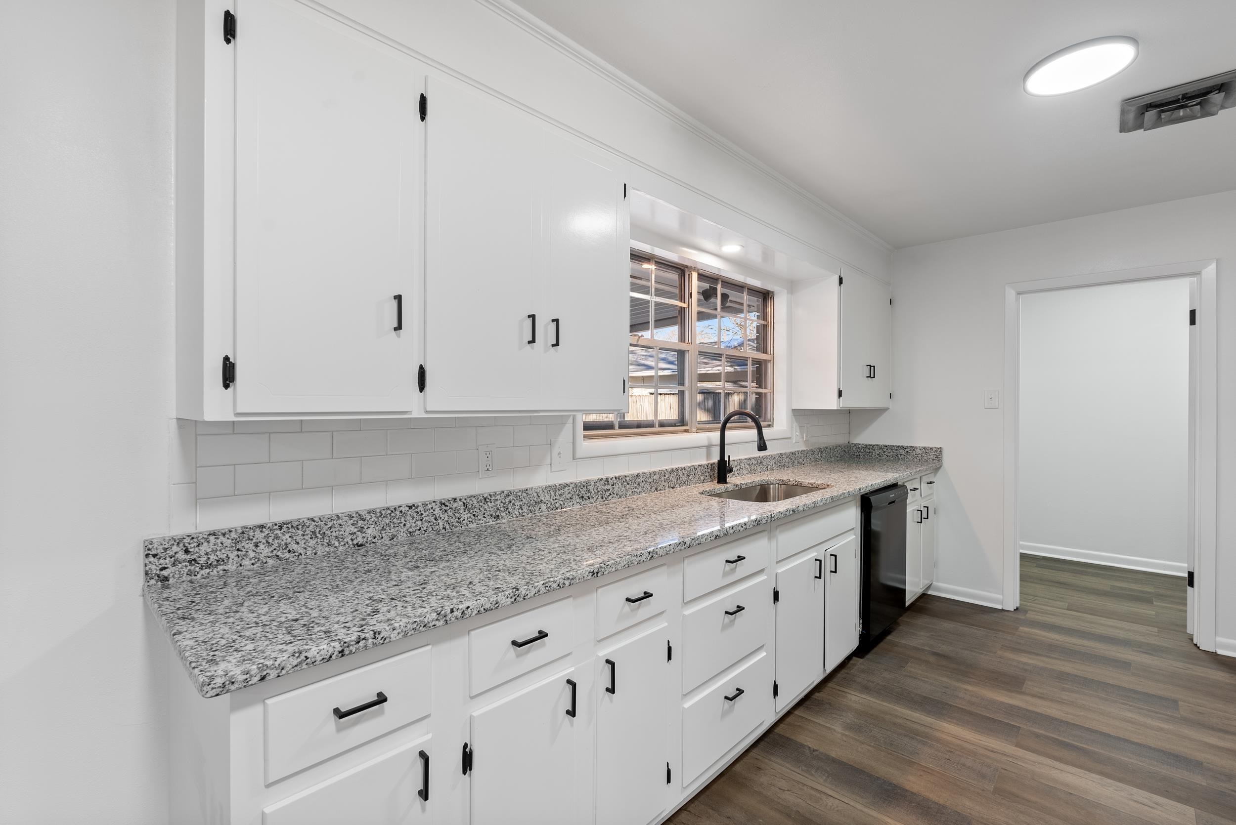 OAK FORREST - Residential