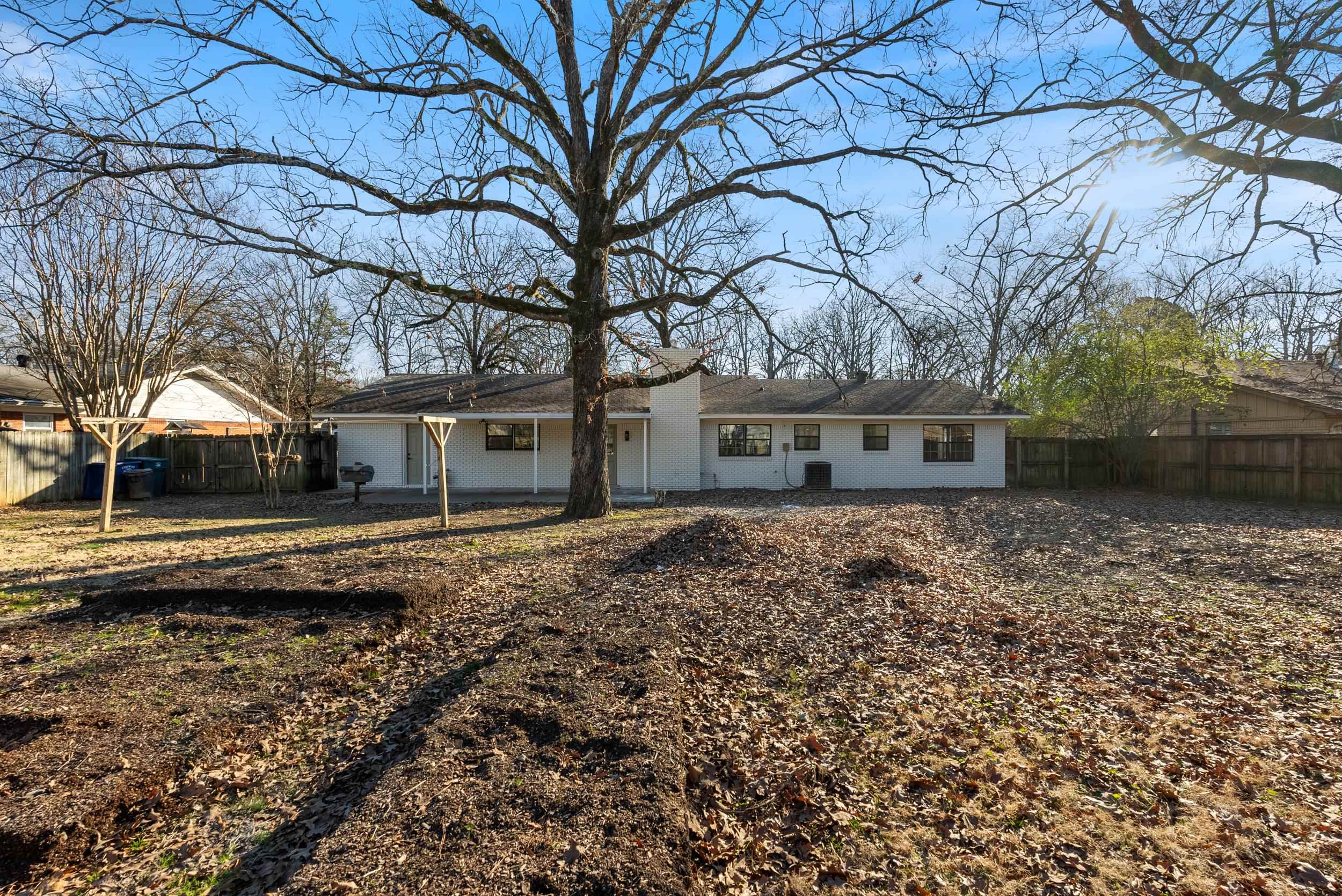OAK FORREST - Residential