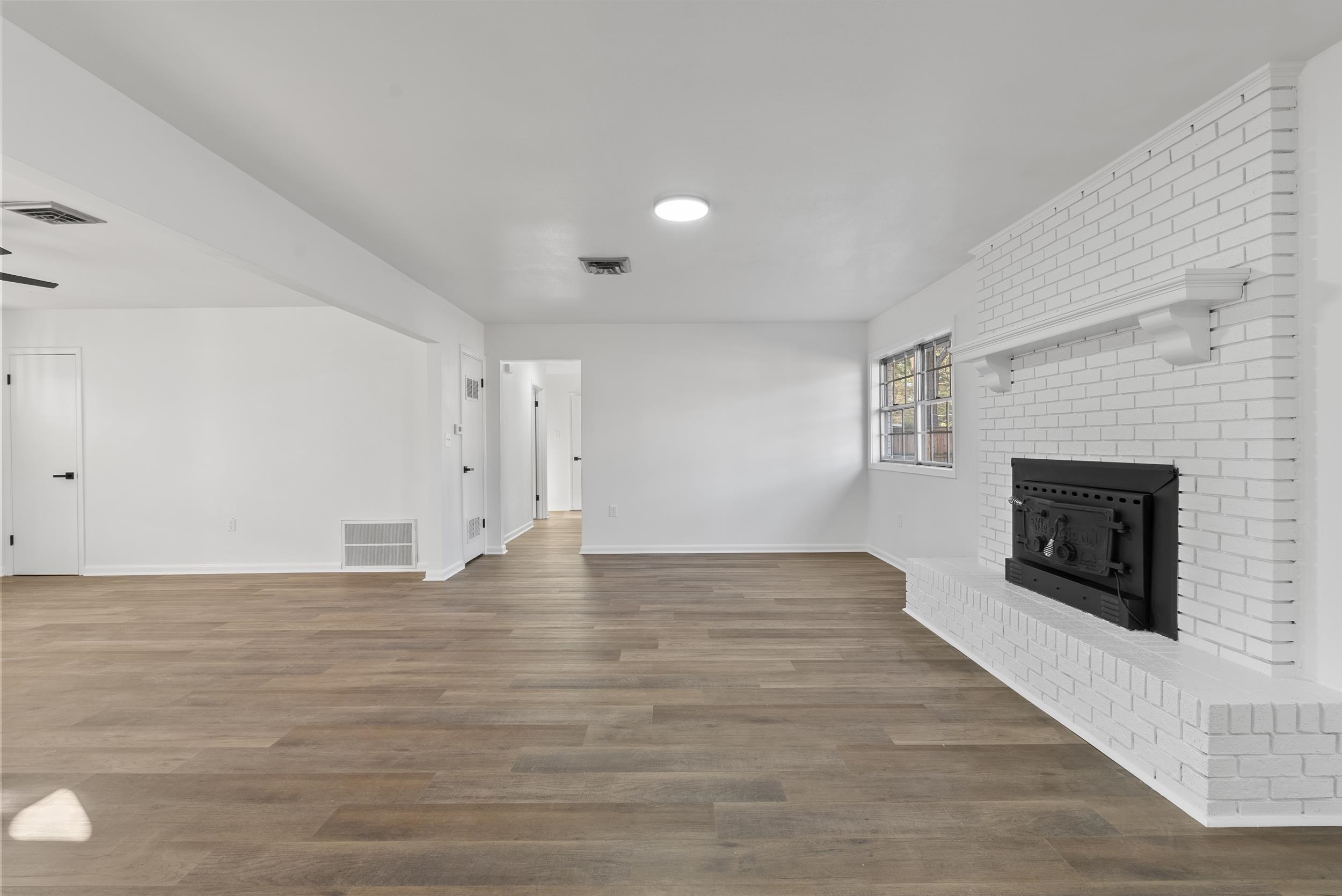 OAK FORREST - Residential