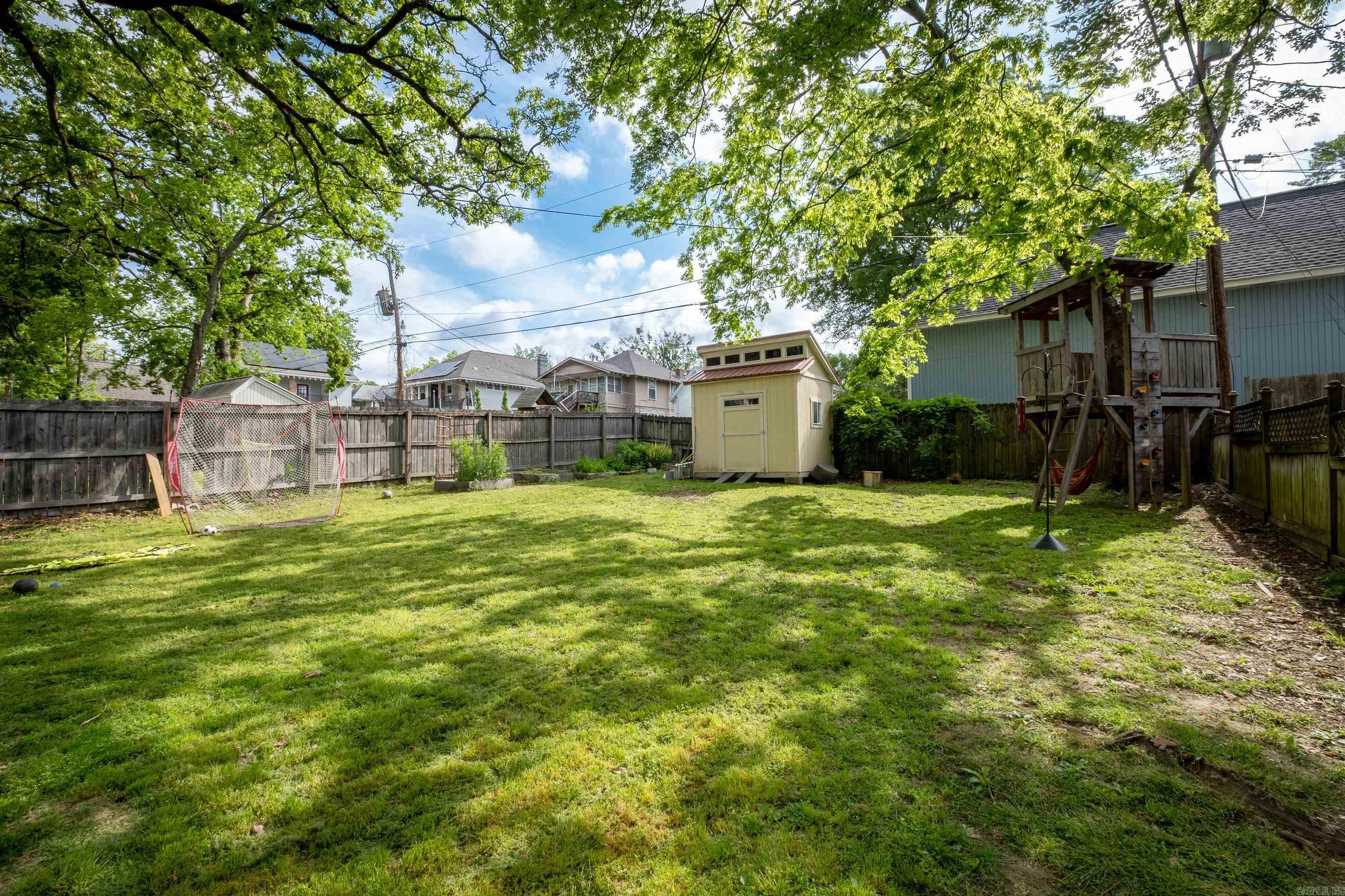 AUTEN & MOSS - Residential