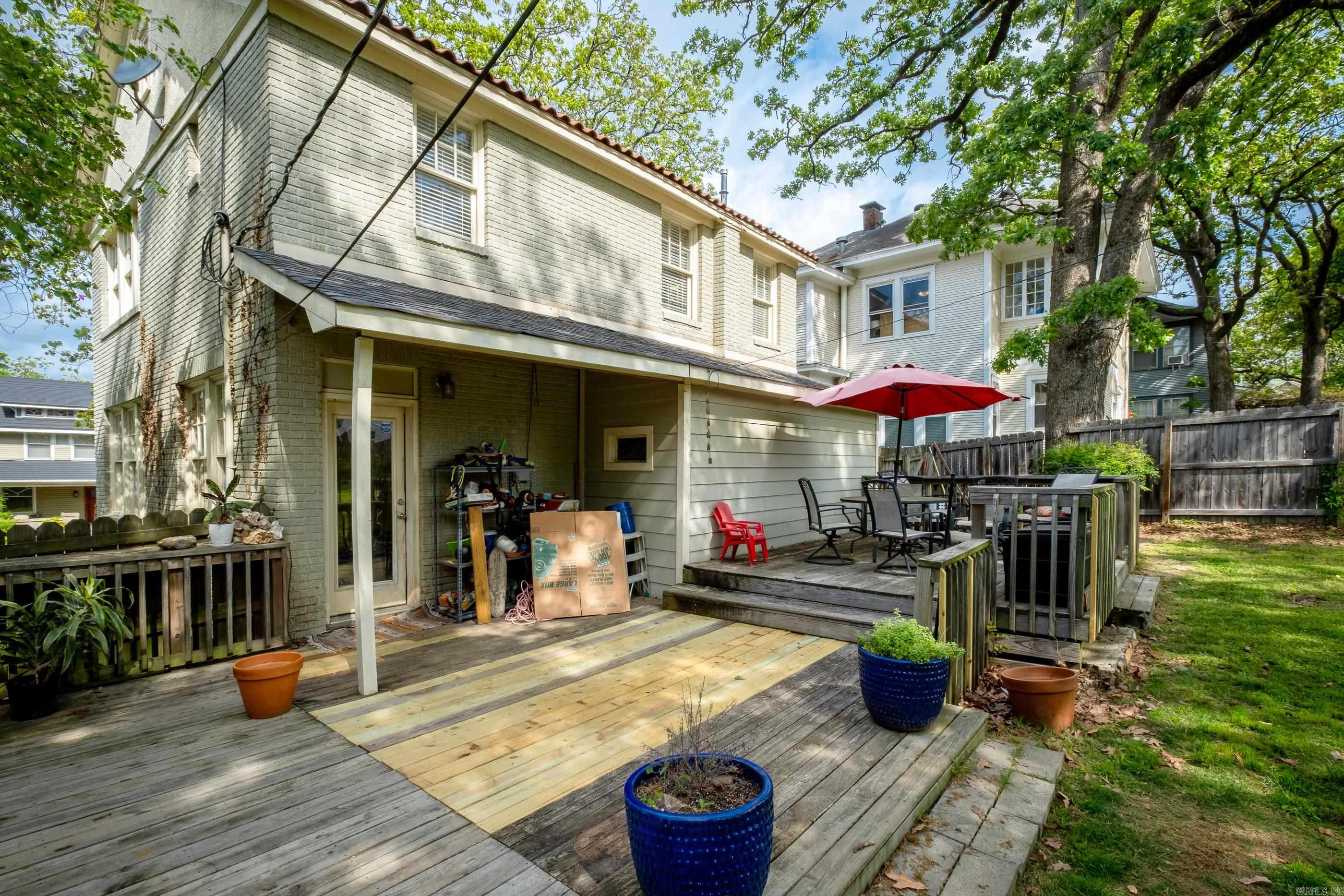 AUTEN & MOSS - Residential