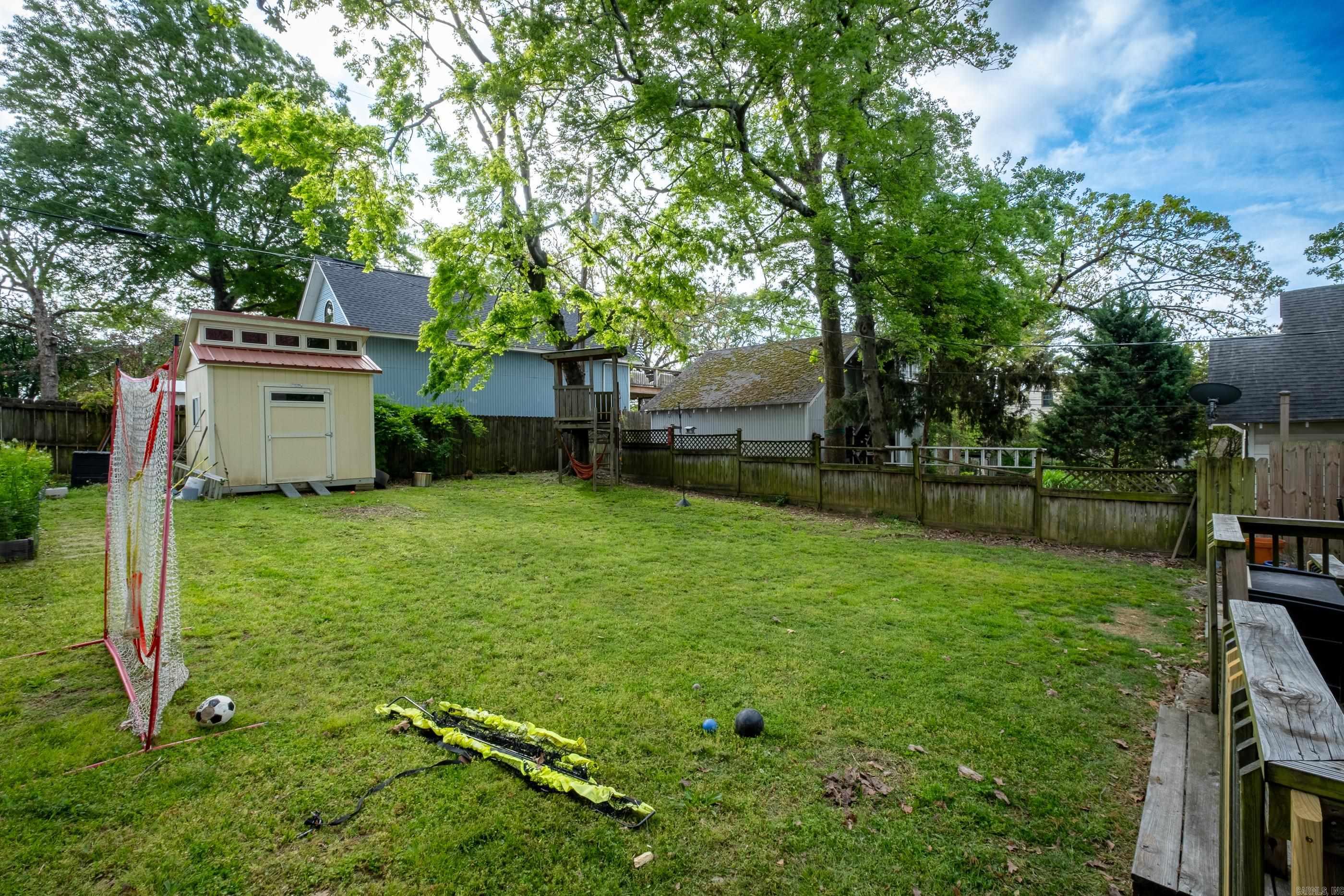 AUTEN & MOSS - Residential