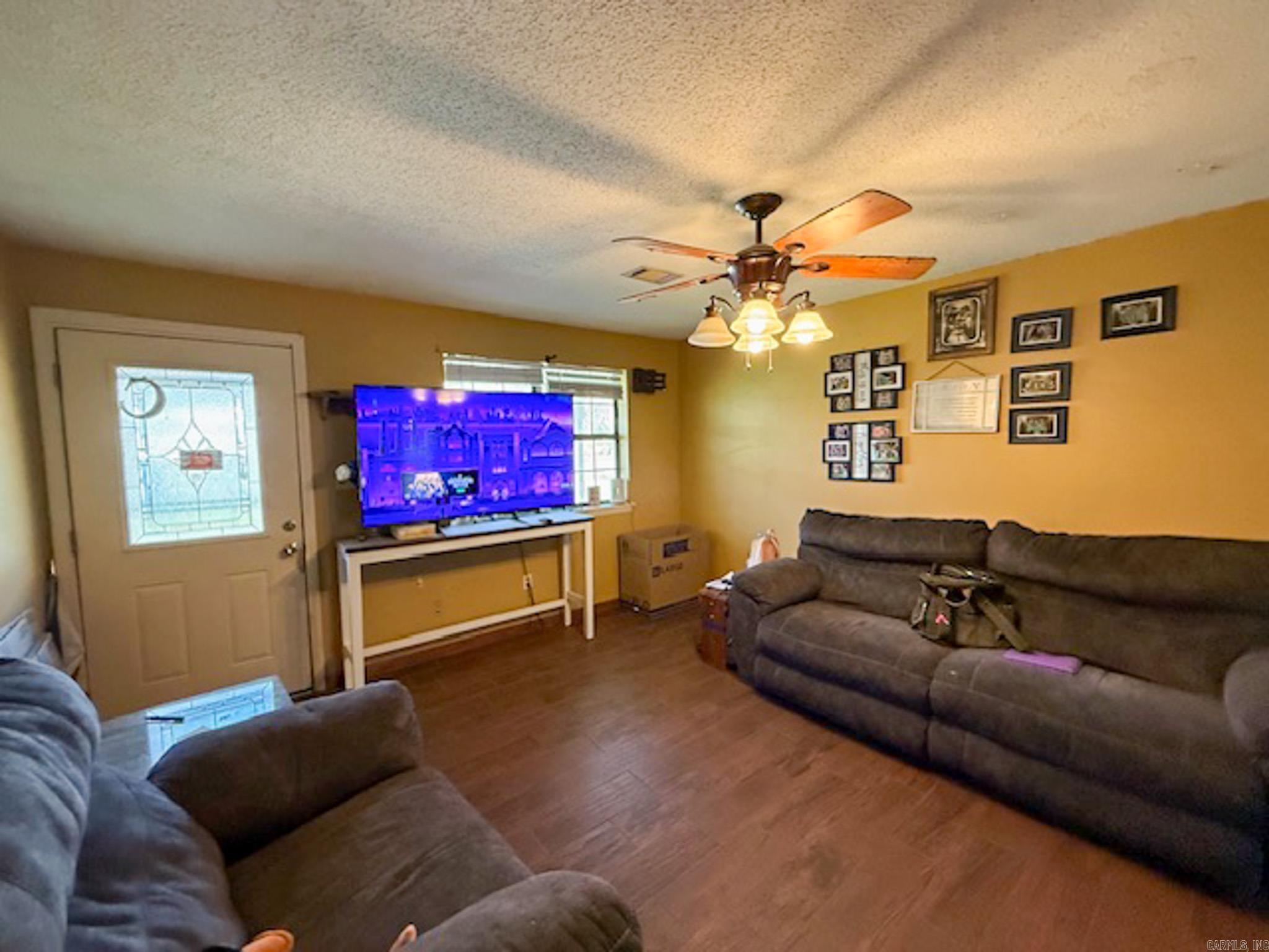 NORTHRIDGE SUBD - Residential