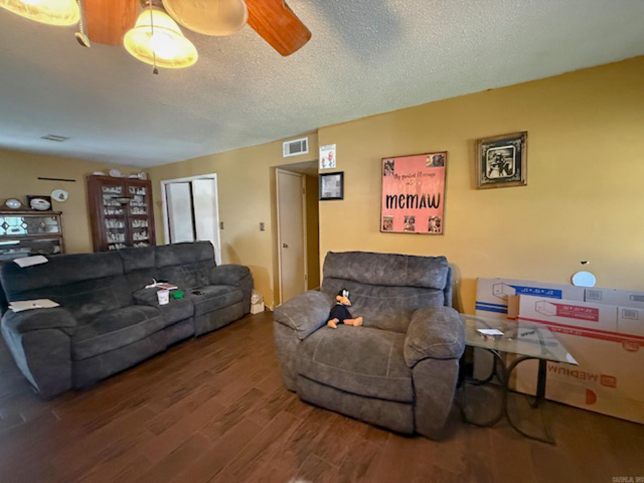 NORTHRIDGE SUBD - Residential