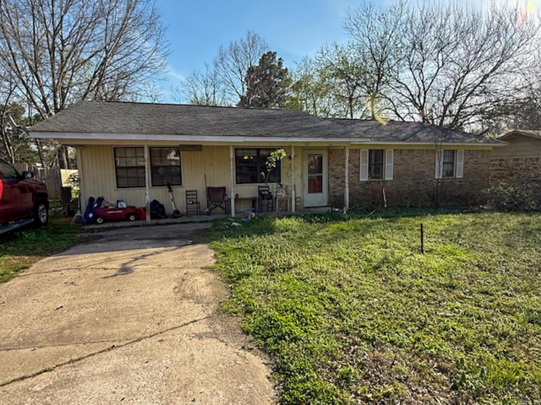 NORTHRIDGE SUBD - Residential