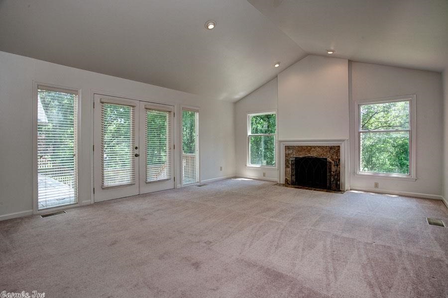 COUNTRY CLUB OF AR VILLAGE WAY A - Residential