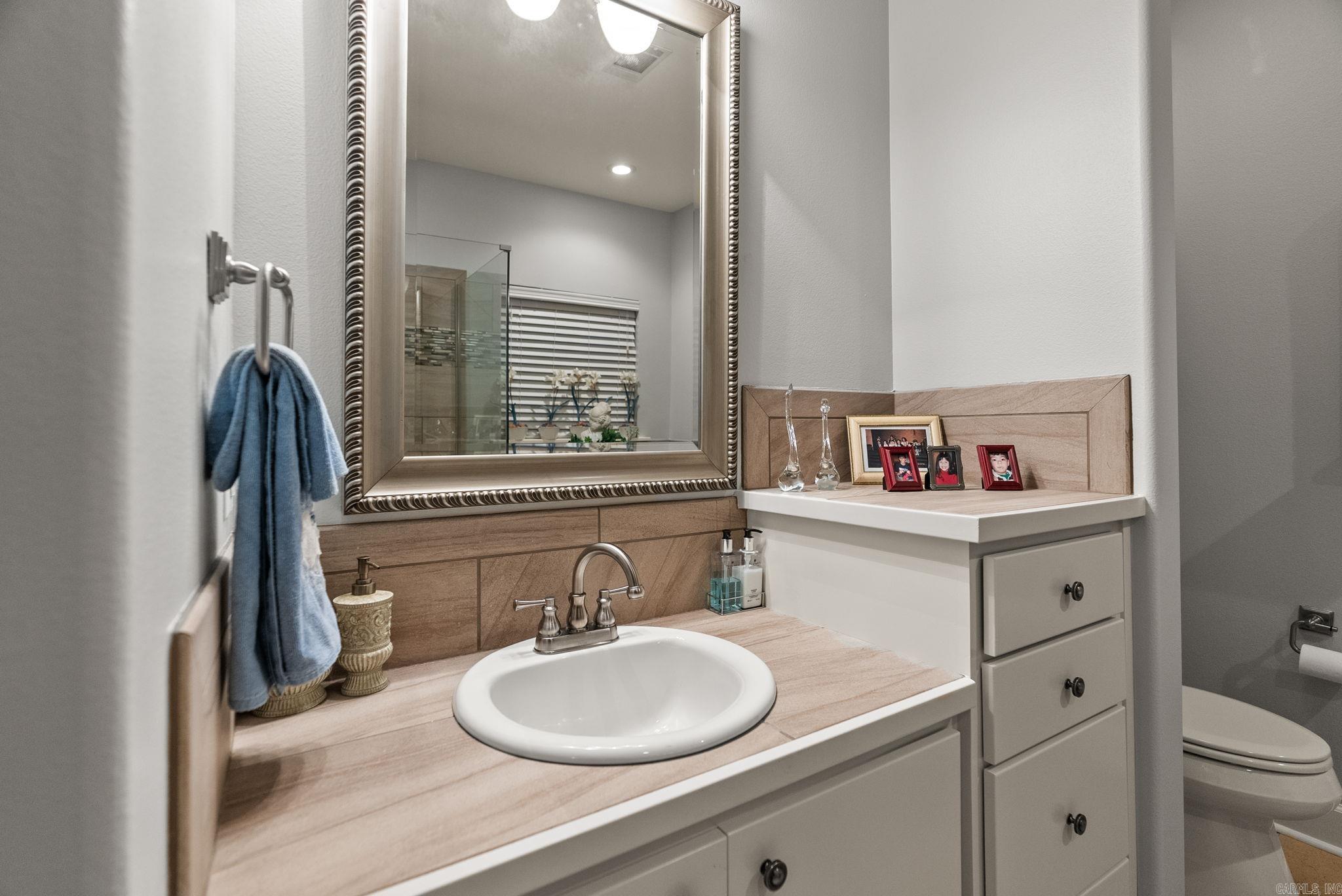 PALISADES HEIGHTS - Residential