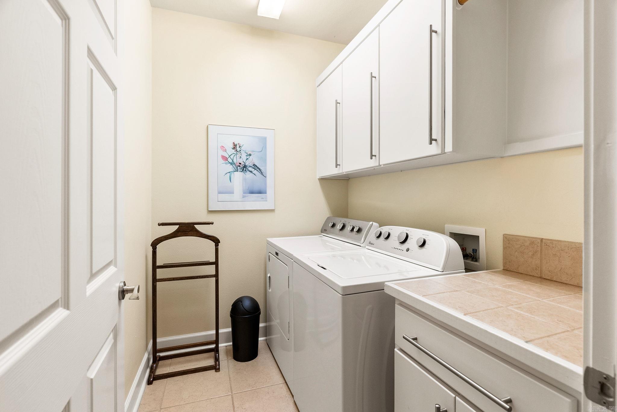 PALISADES HEIGHTS - Residential