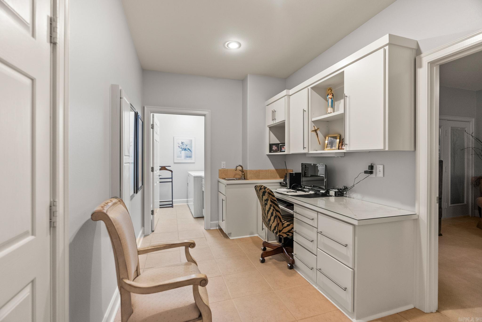 PALISADES HEIGHTS - Residential