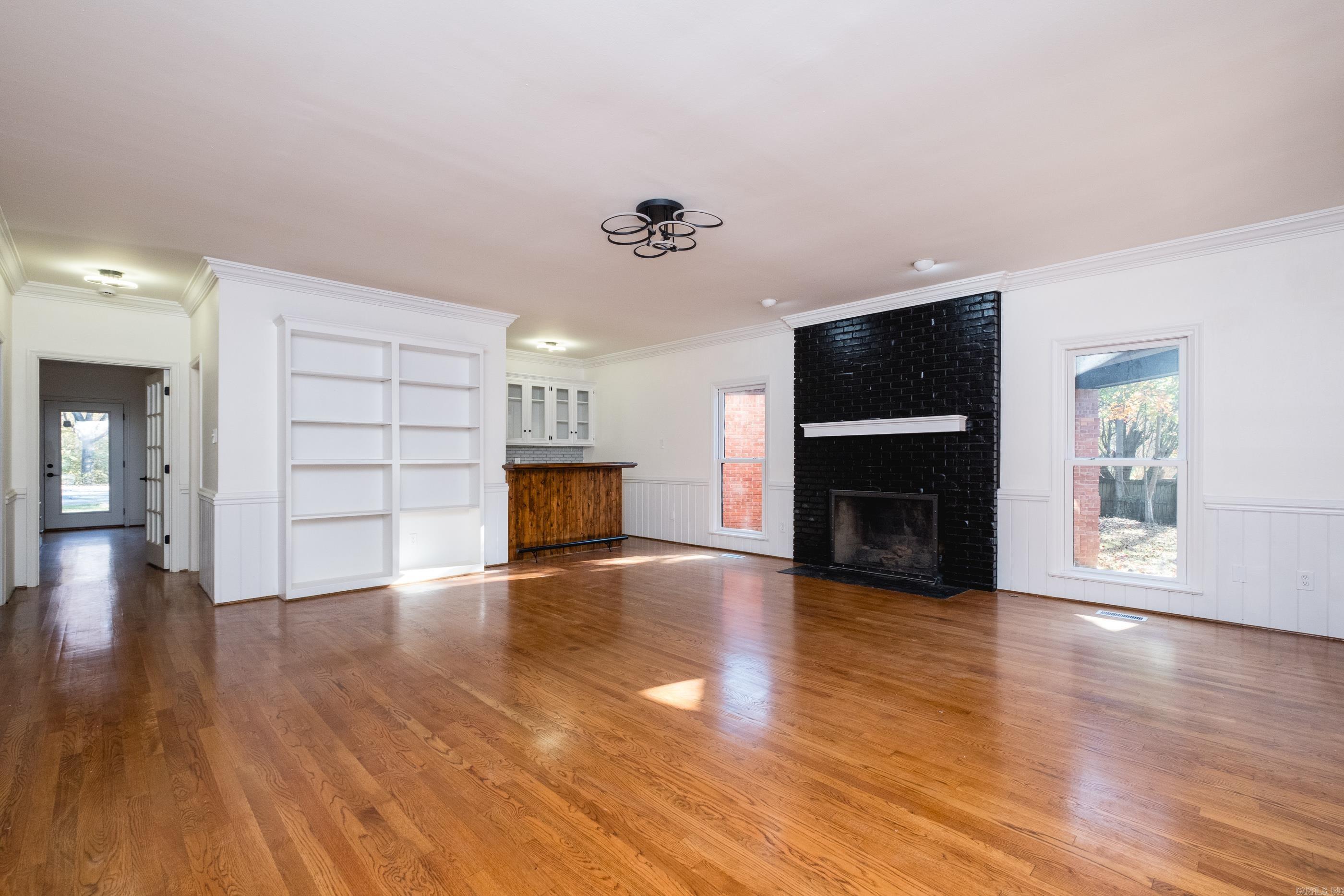 PLEASANT VALLEY ESTATES - Residential