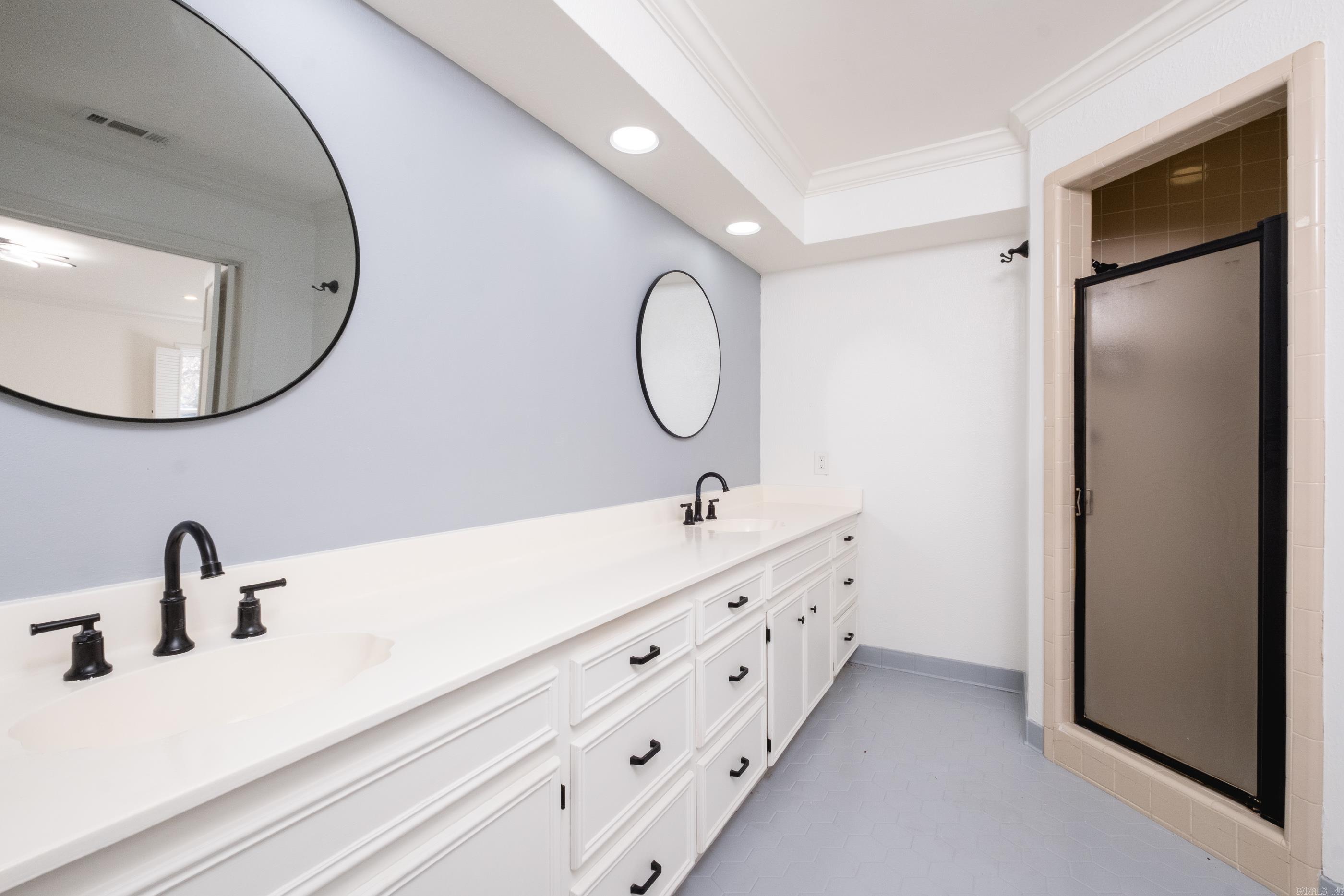 PLEASANT VALLEY ESTATES - Residential