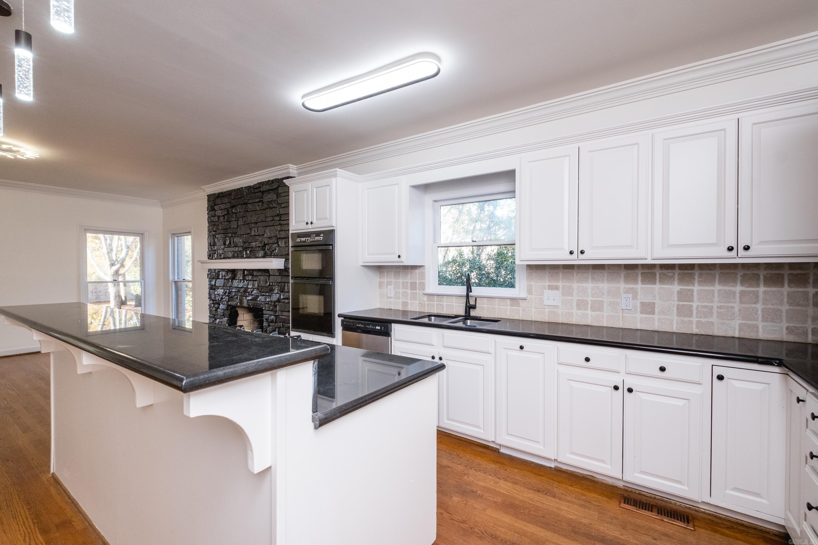 PLEASANT VALLEY ESTATES - Residential