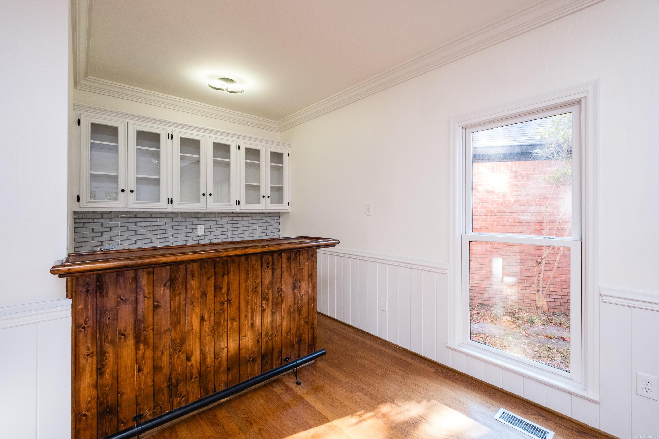 PLEASANT VALLEY ESTATES - Residential