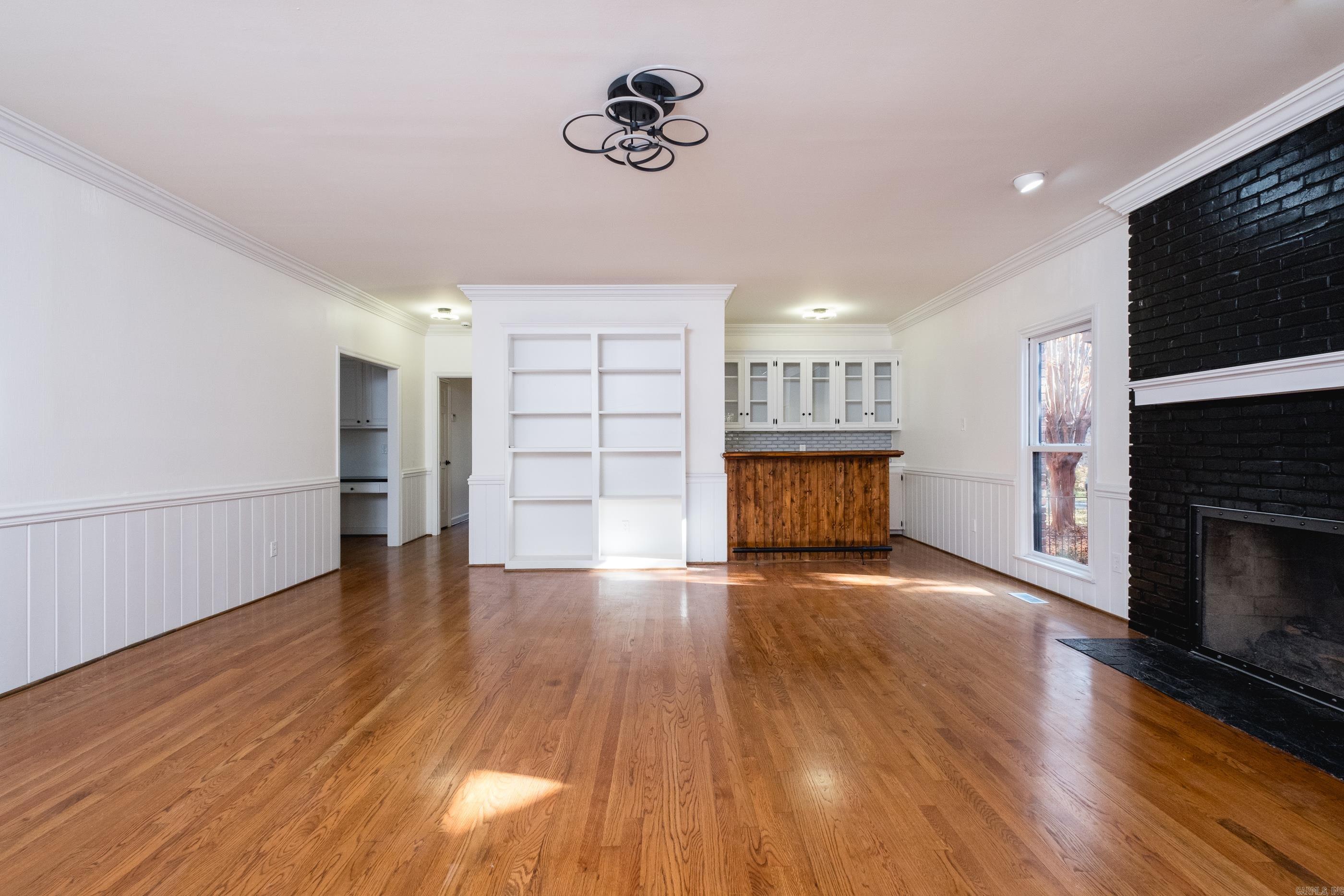 PLEASANT VALLEY ESTATES - Residential