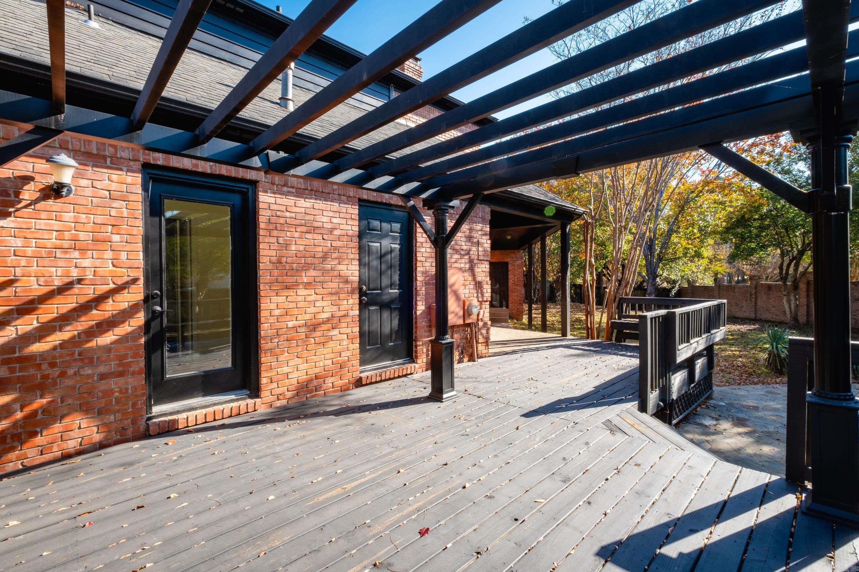 PLEASANT VALLEY ESTATES - Residential