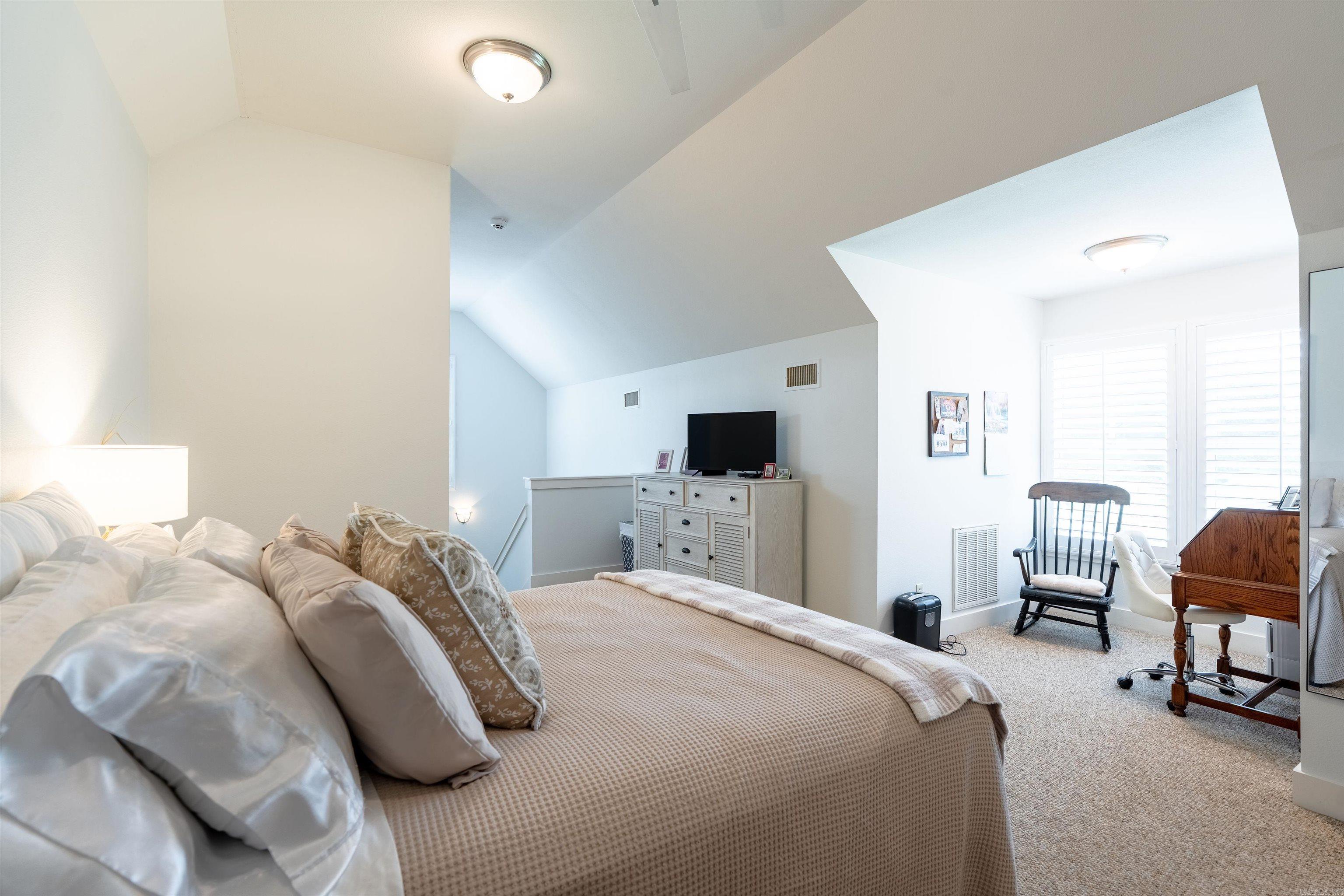 BRIGHTON POINTE - Residential