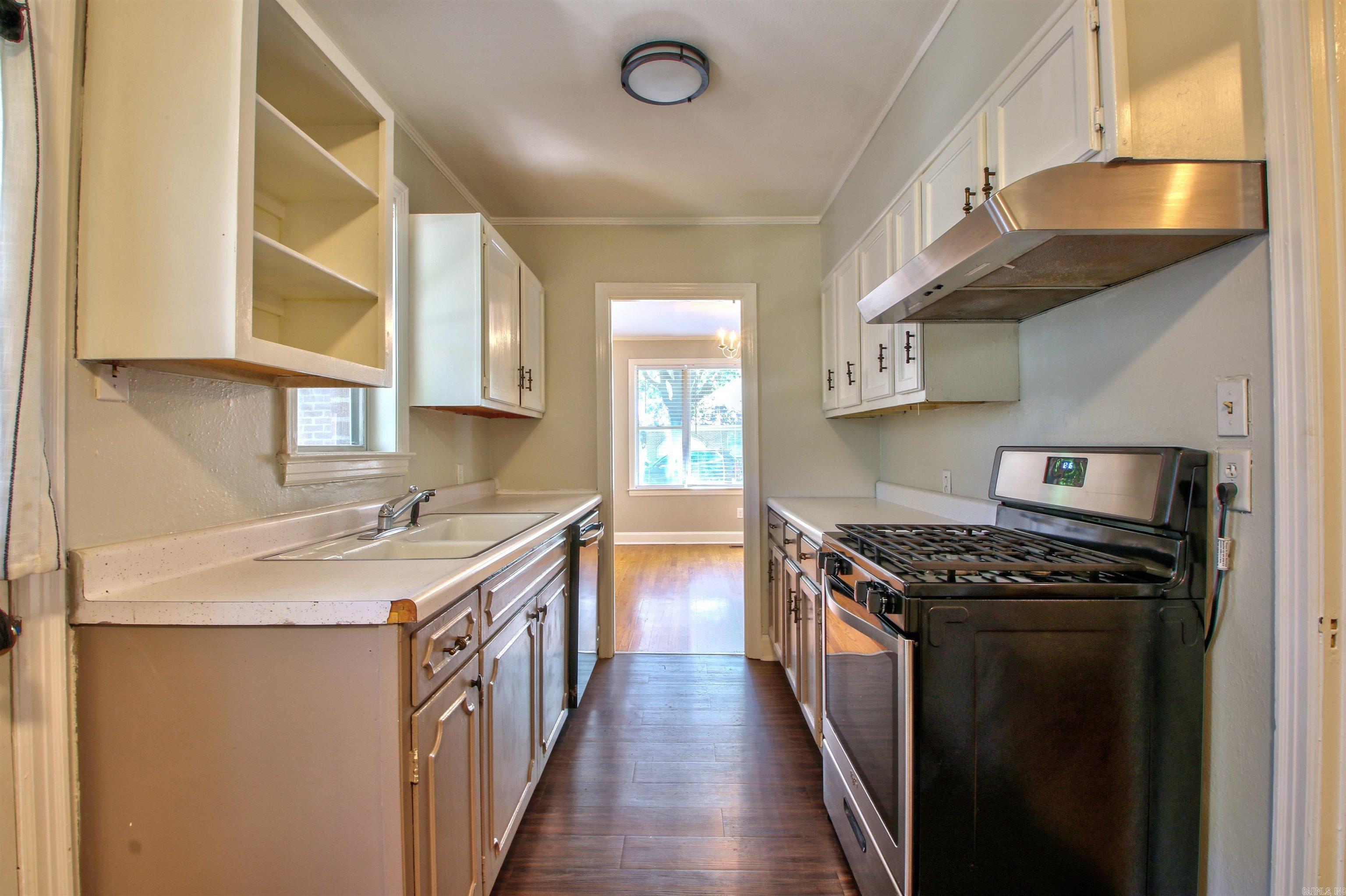 Crest View - Residential Lease