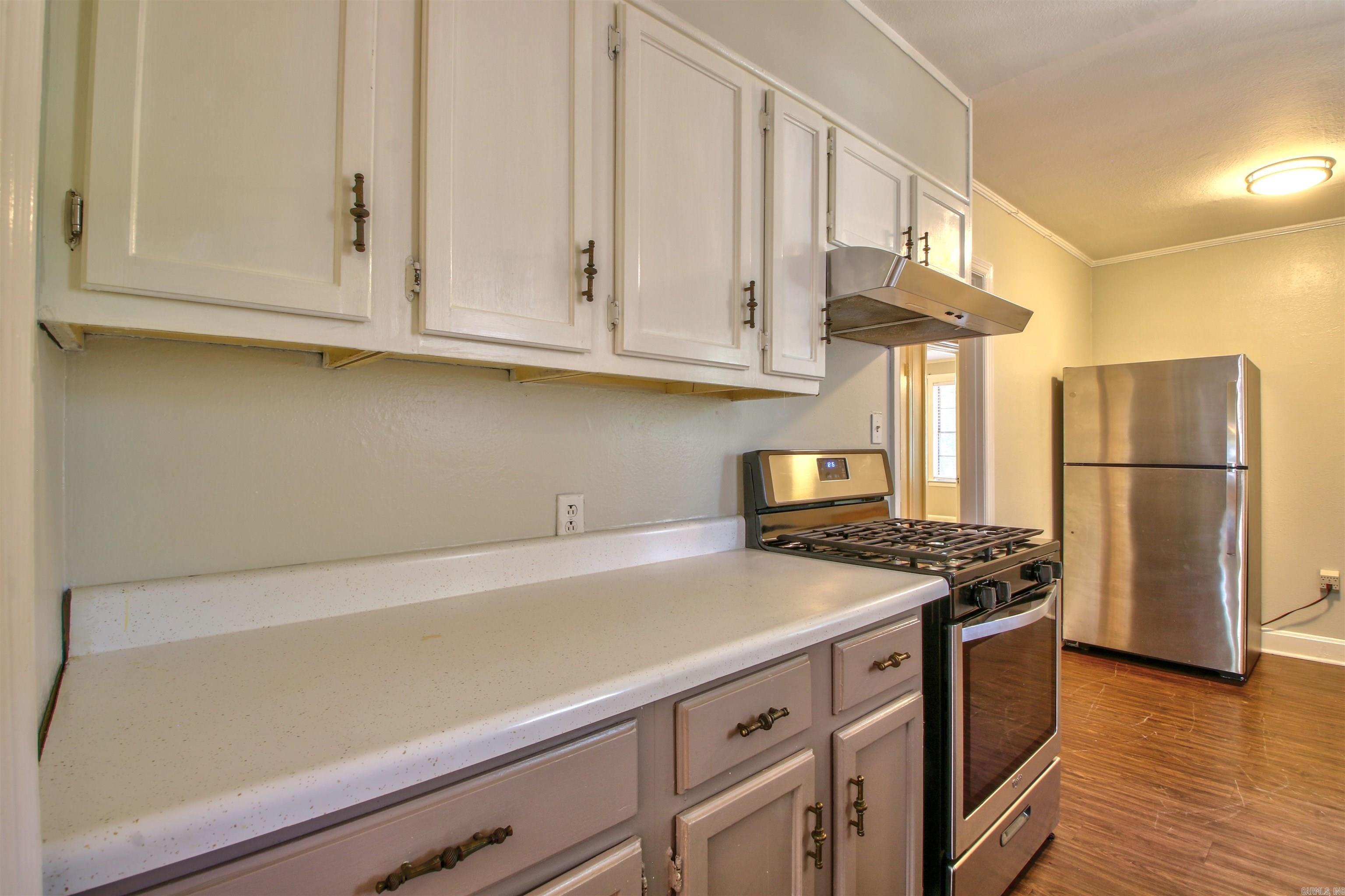 Crest View - Residential Lease