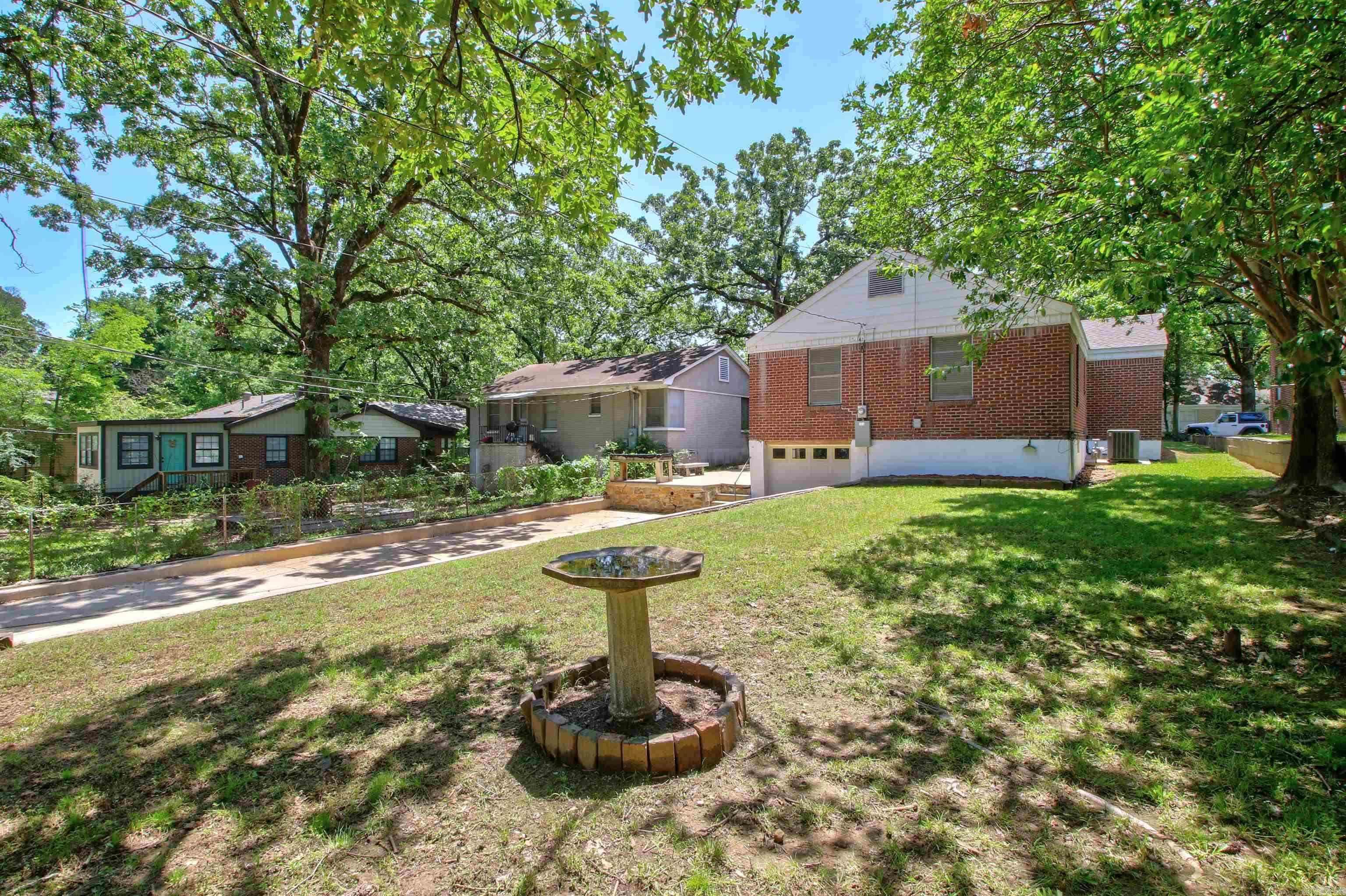 Crest View - Residential Lease