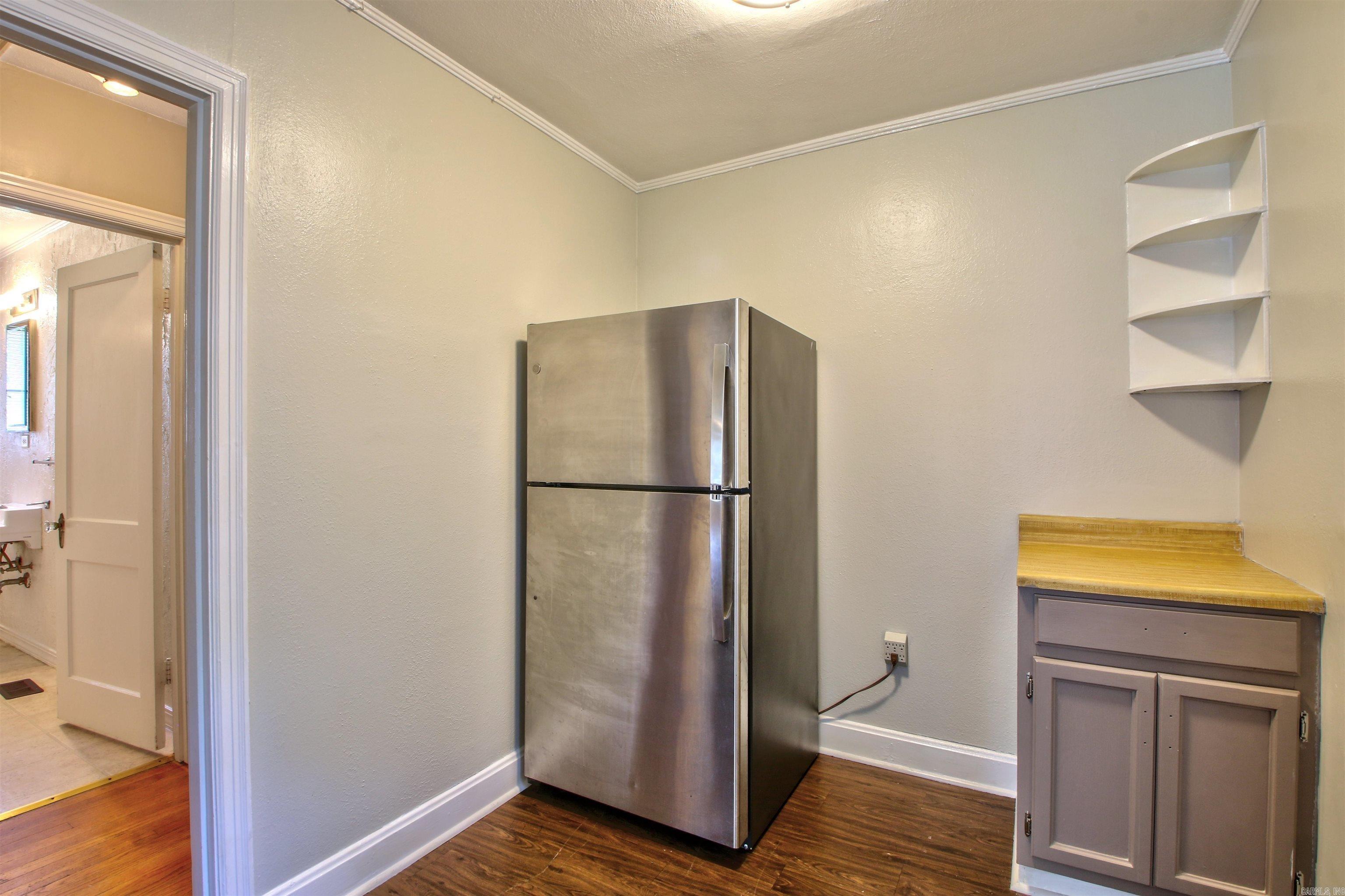 Crest View - Residential Lease