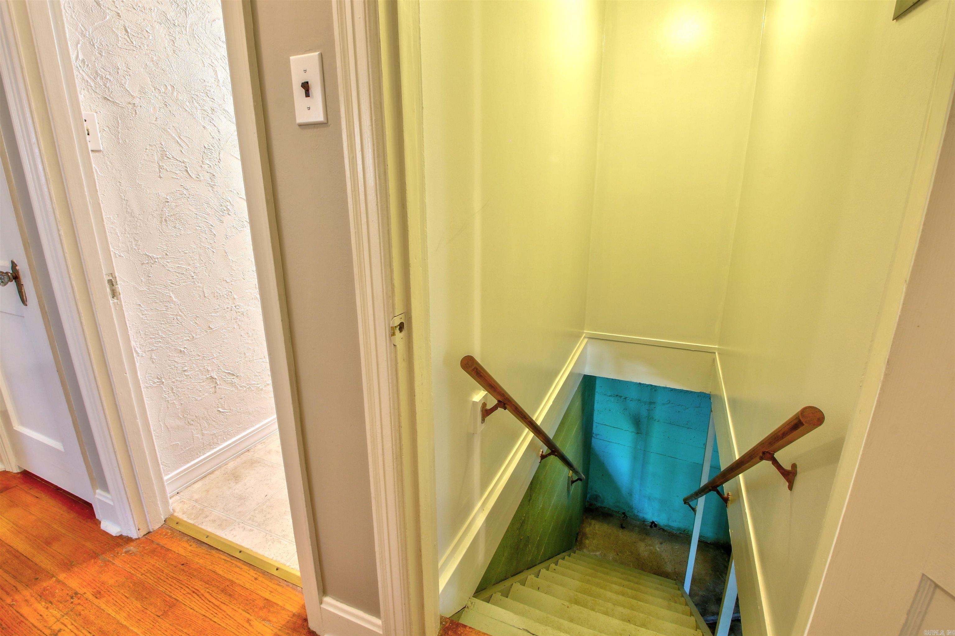 Crest View - Residential Lease