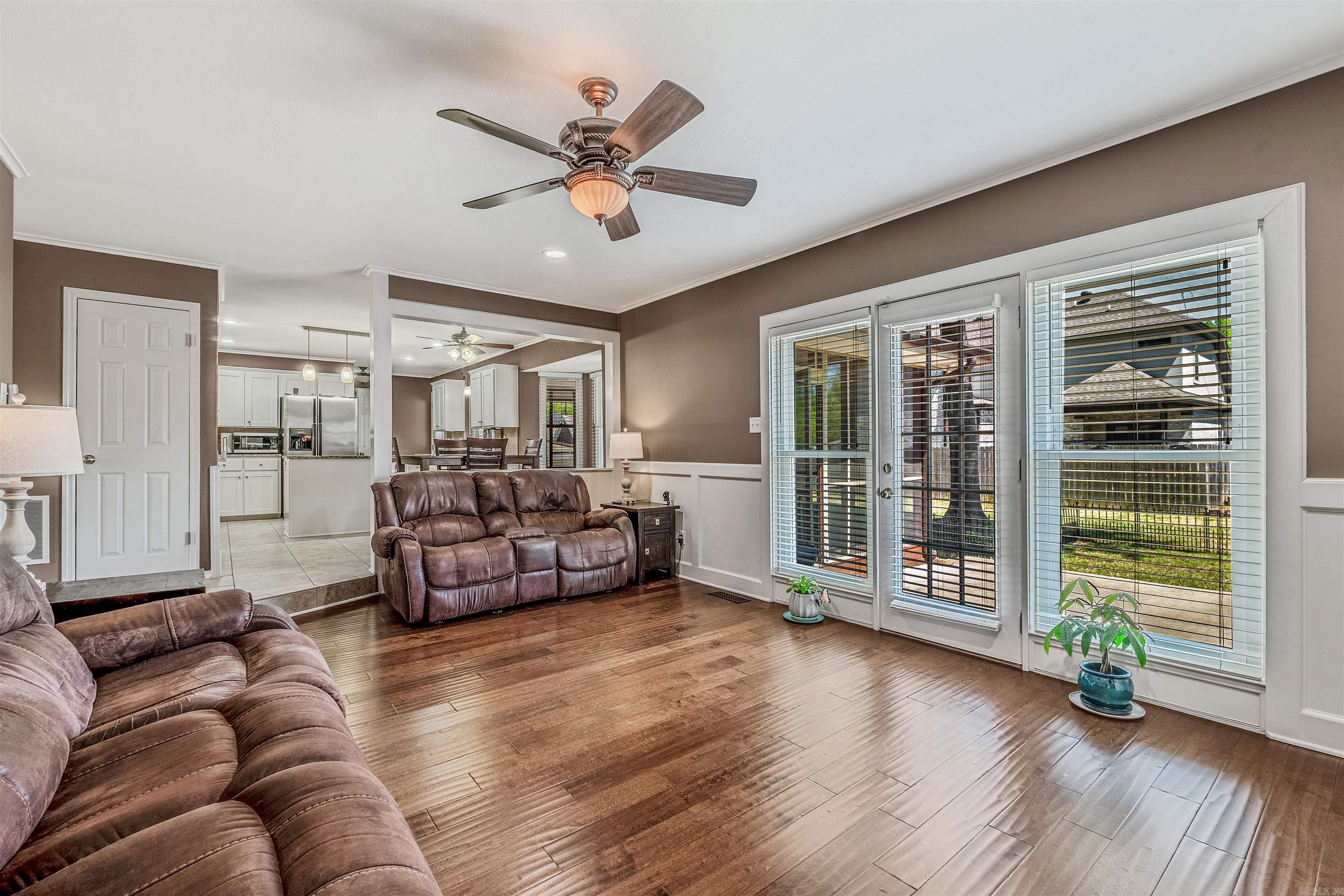 EAST MEADOW - Residential