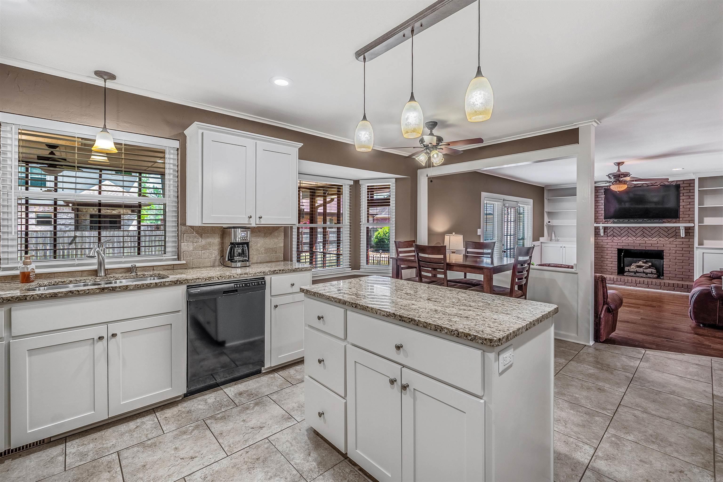 EAST MEADOW - Residential