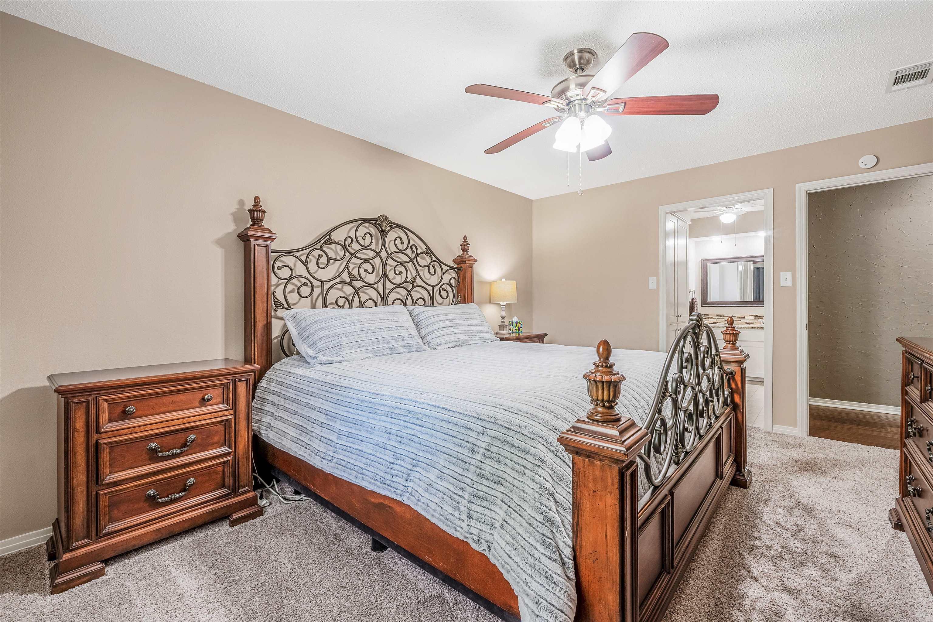 EAST MEADOW - Residential