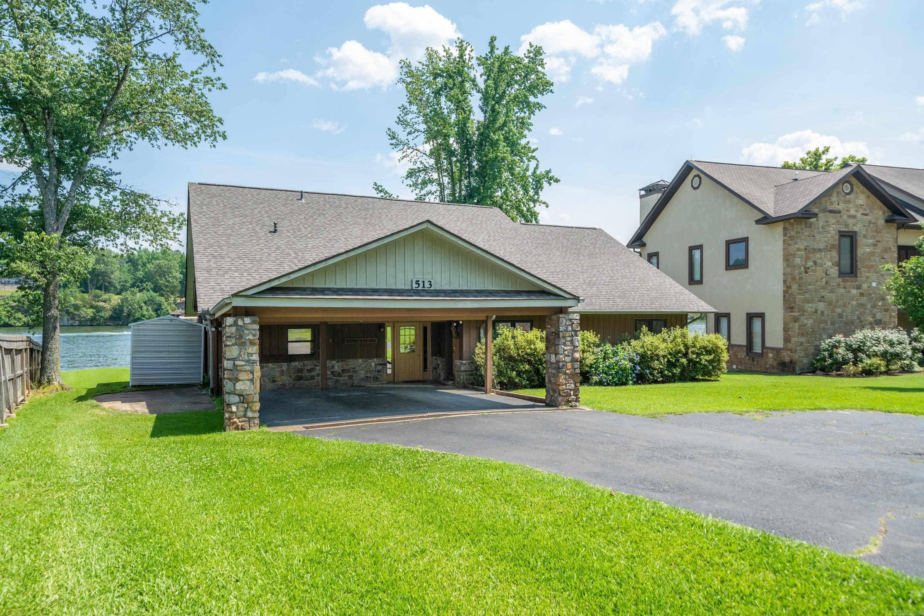 Kirschwood Manor - Residential