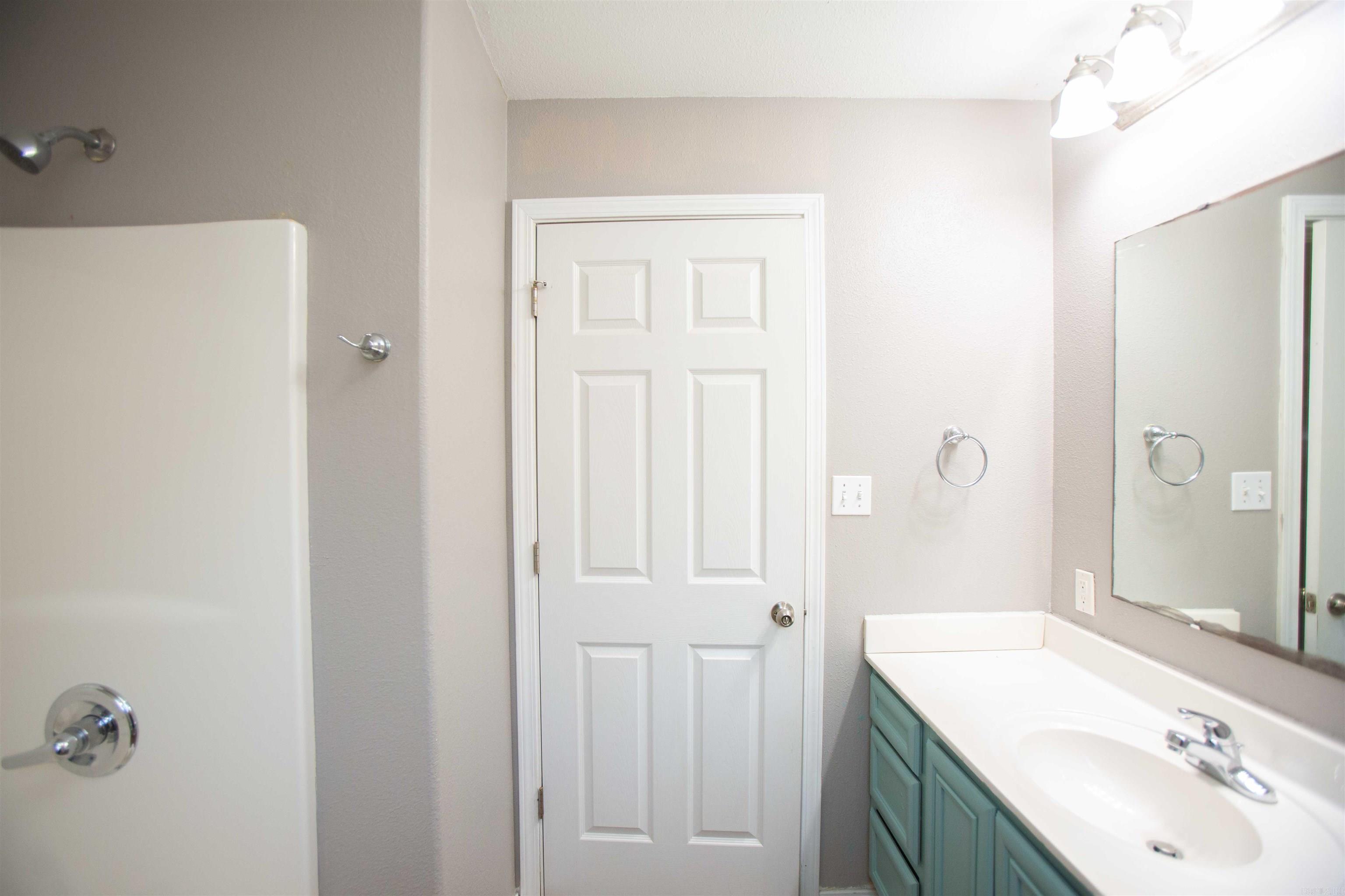 Wisteria Vineyard - Residential Lease