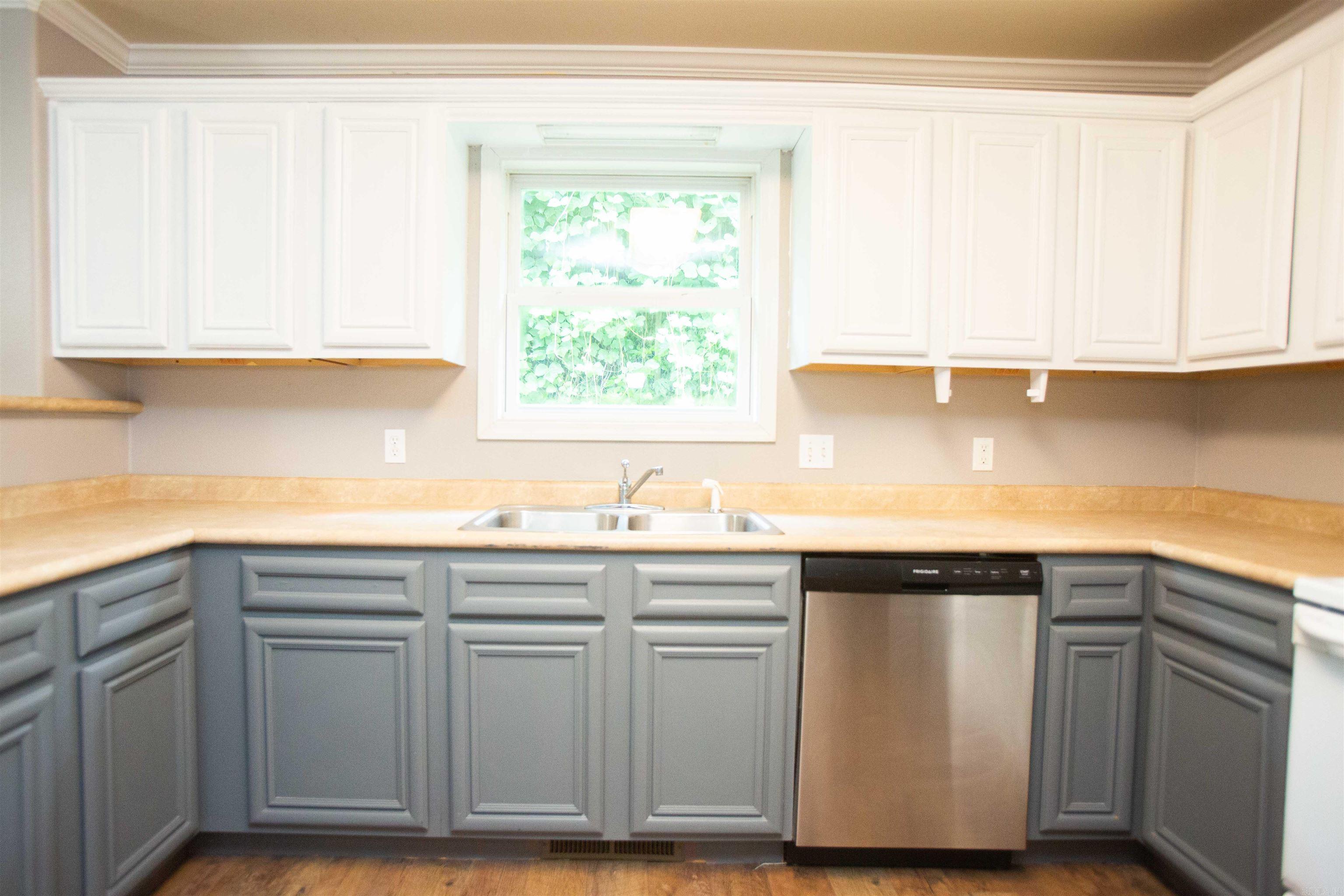 Wisteria Vineyard - Residential Lease