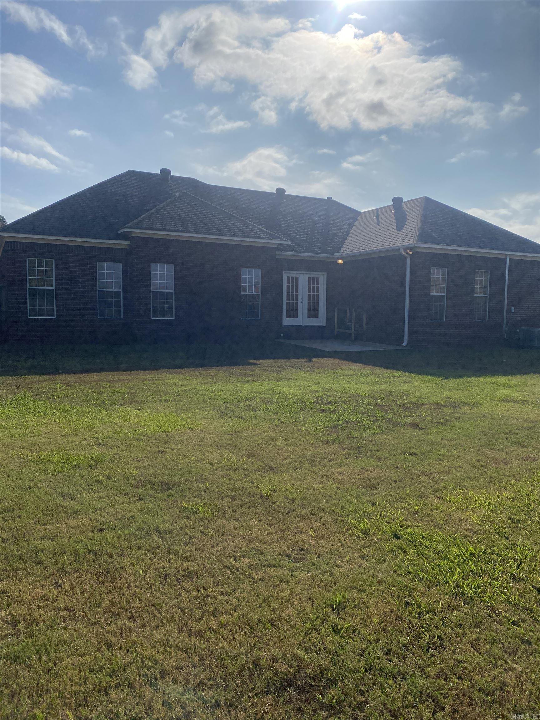 SPRING VALLEY - Residential